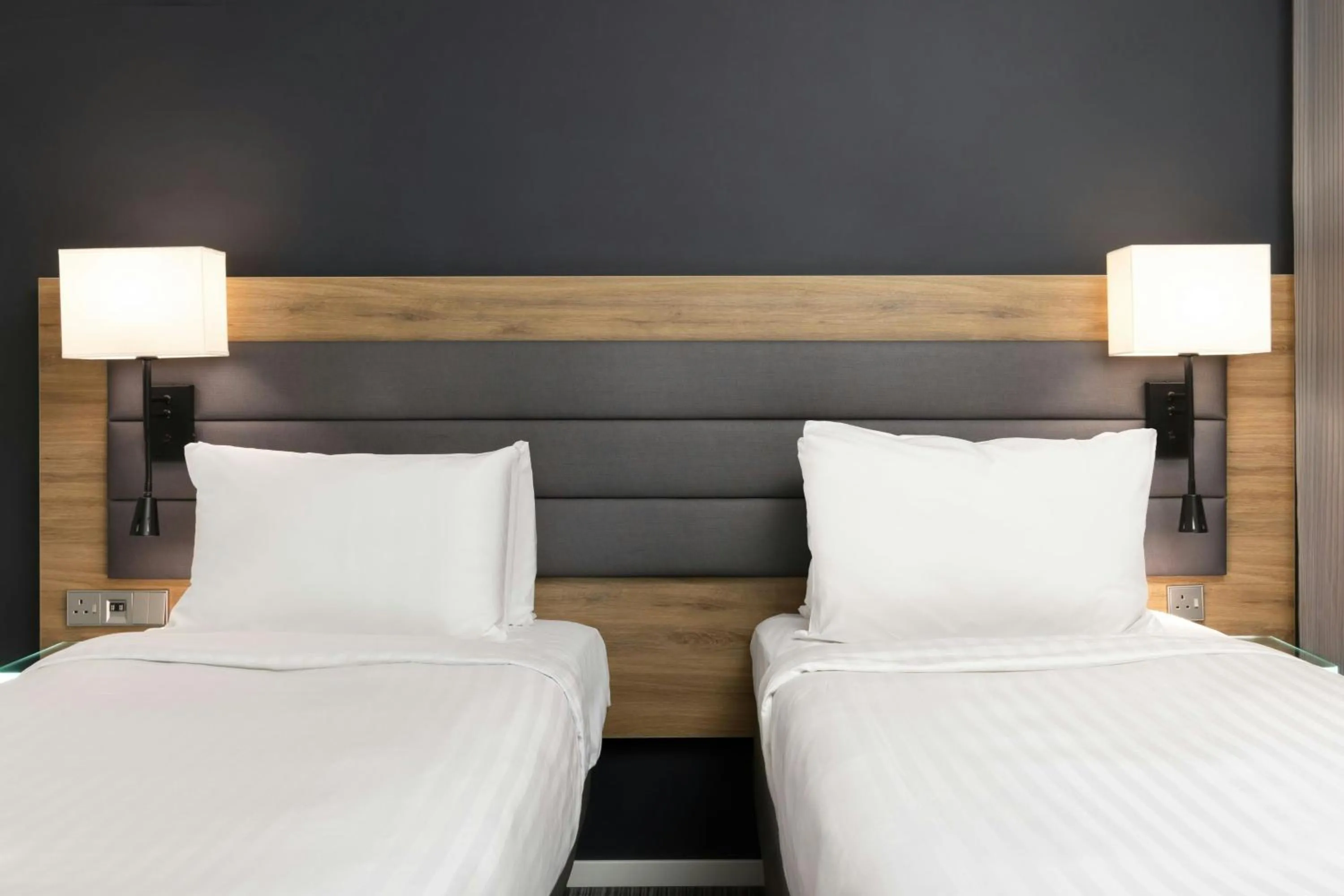 Photo of the whole room, Bed in Moxy Southampton