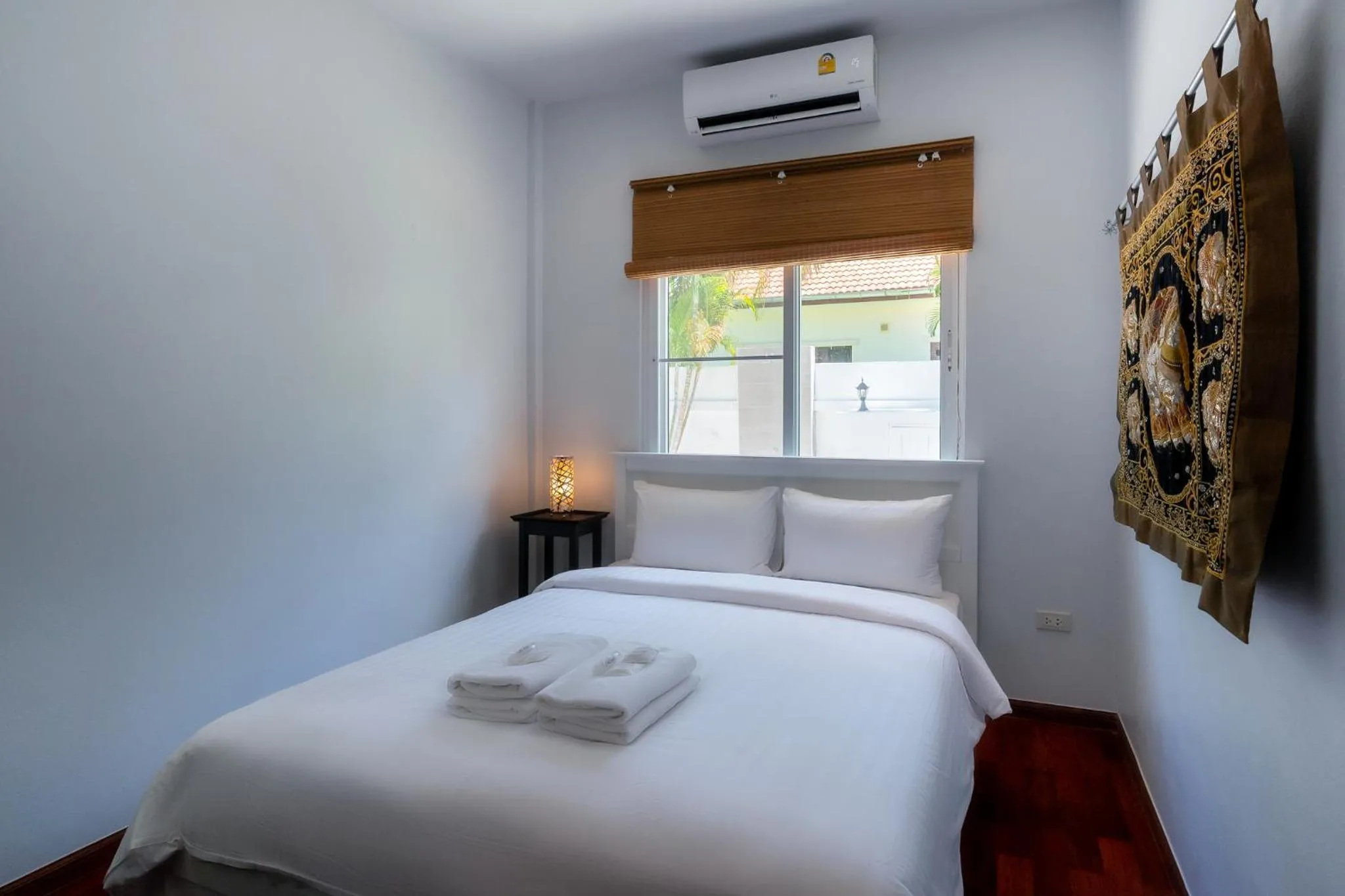 Bed in Orchid Paradise Homes OPV 30