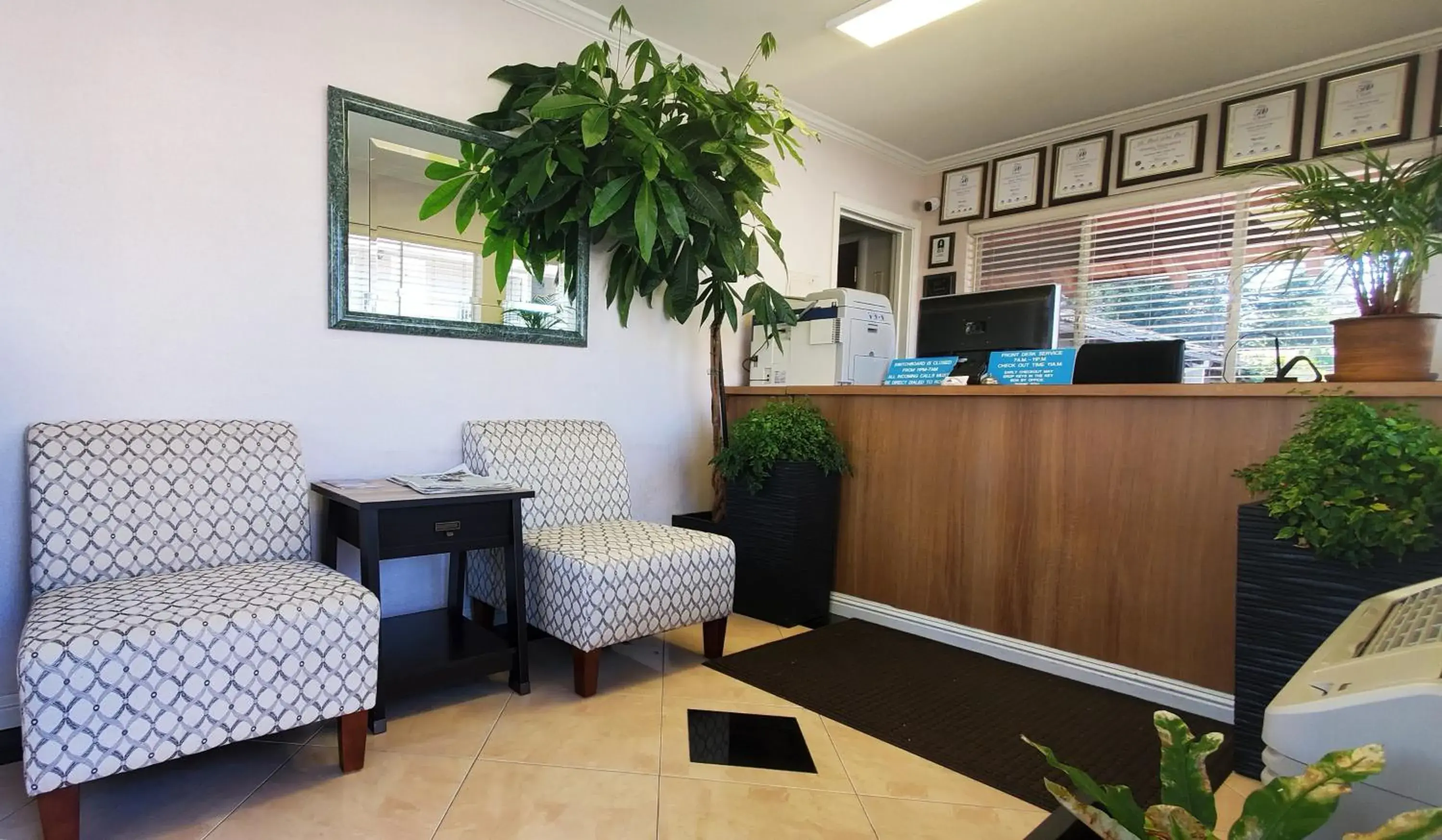 Lobby or reception in Americas Best Value Inn - Sky Ranch Palo Alto Lobby or reception in Americas Best Value Inn - Sky Ranch Palo Alto