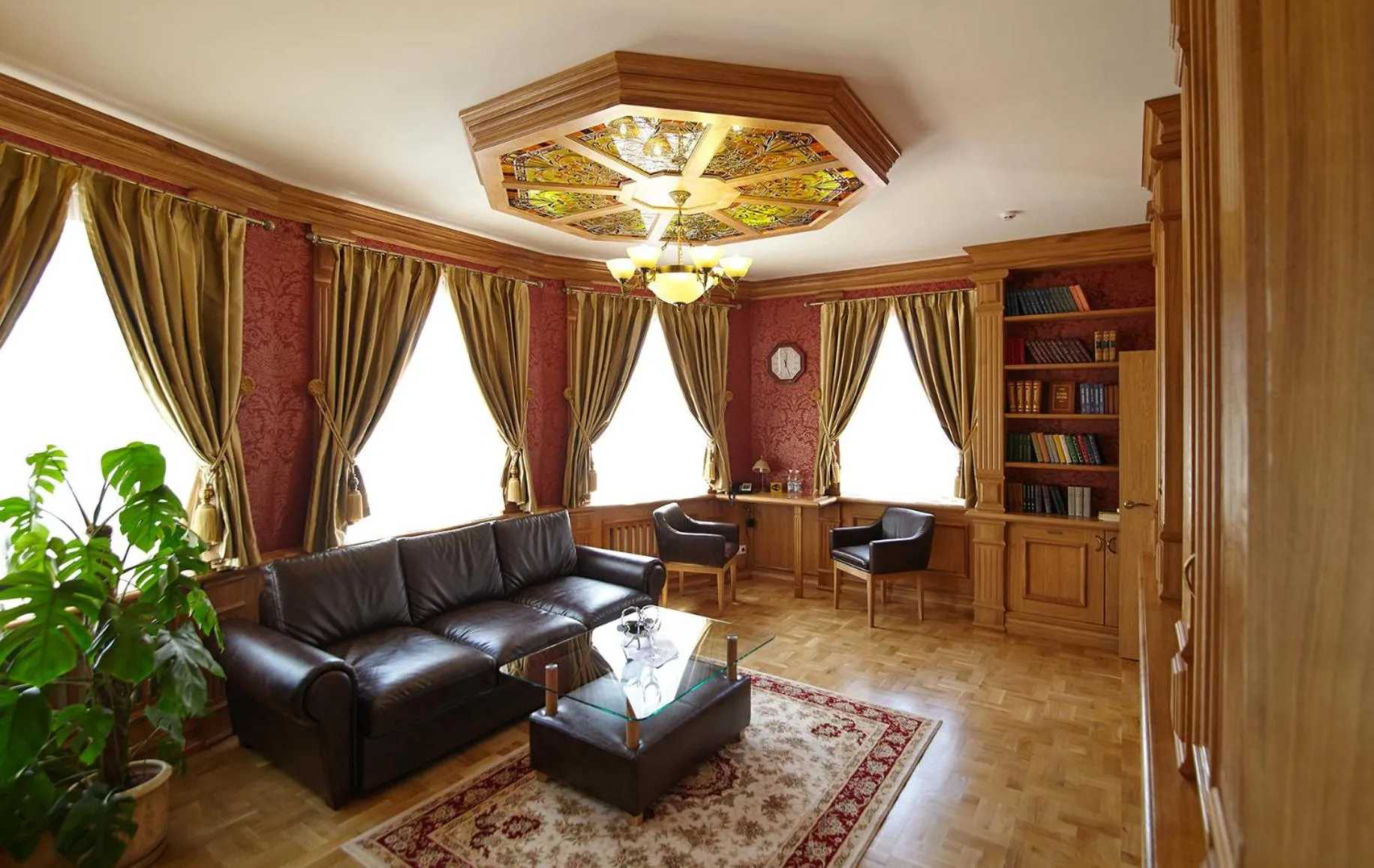 Communal lounge/ TV room in Pidkova
