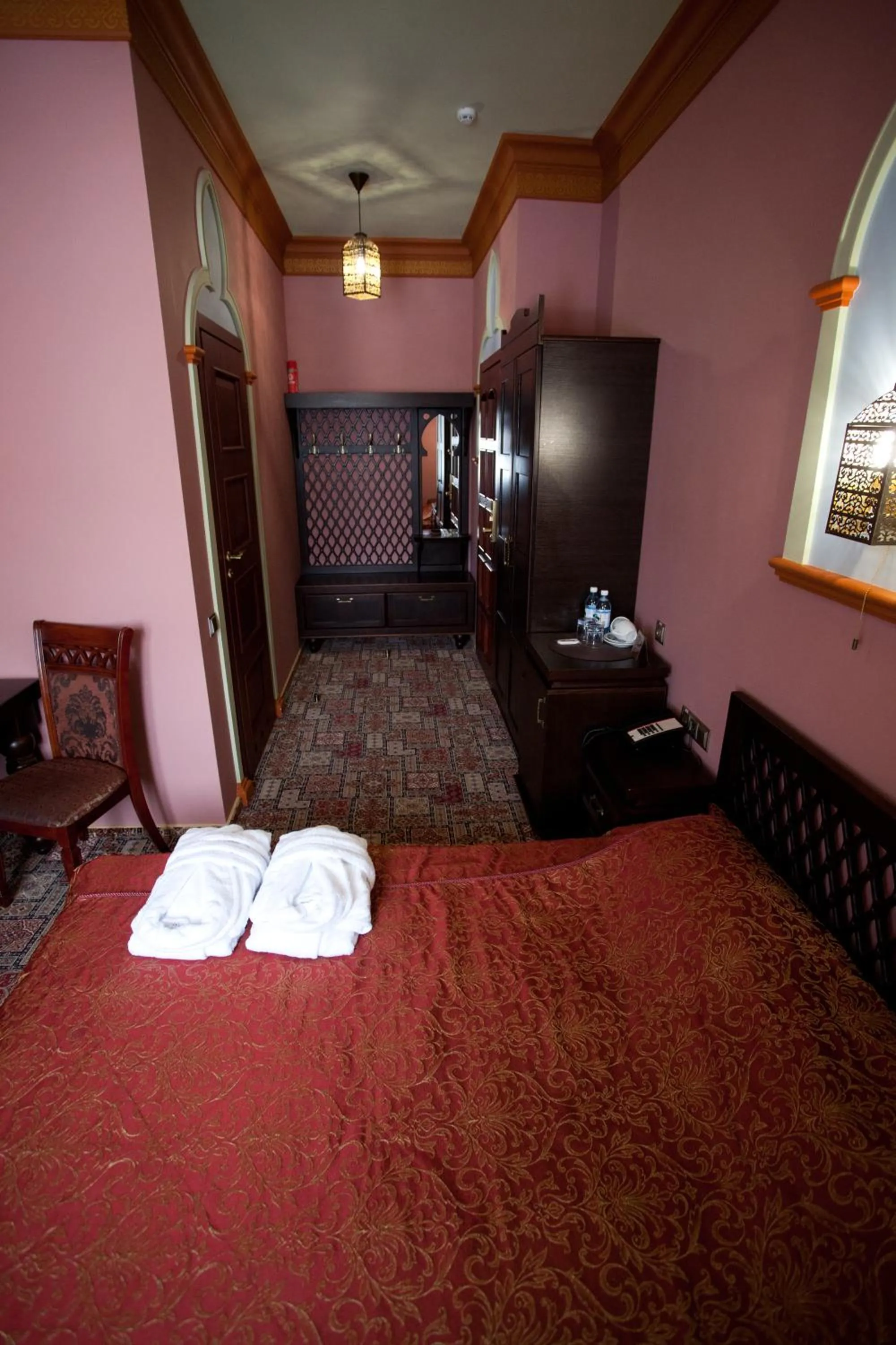 Photo of the whole room, Bed in Pidkova