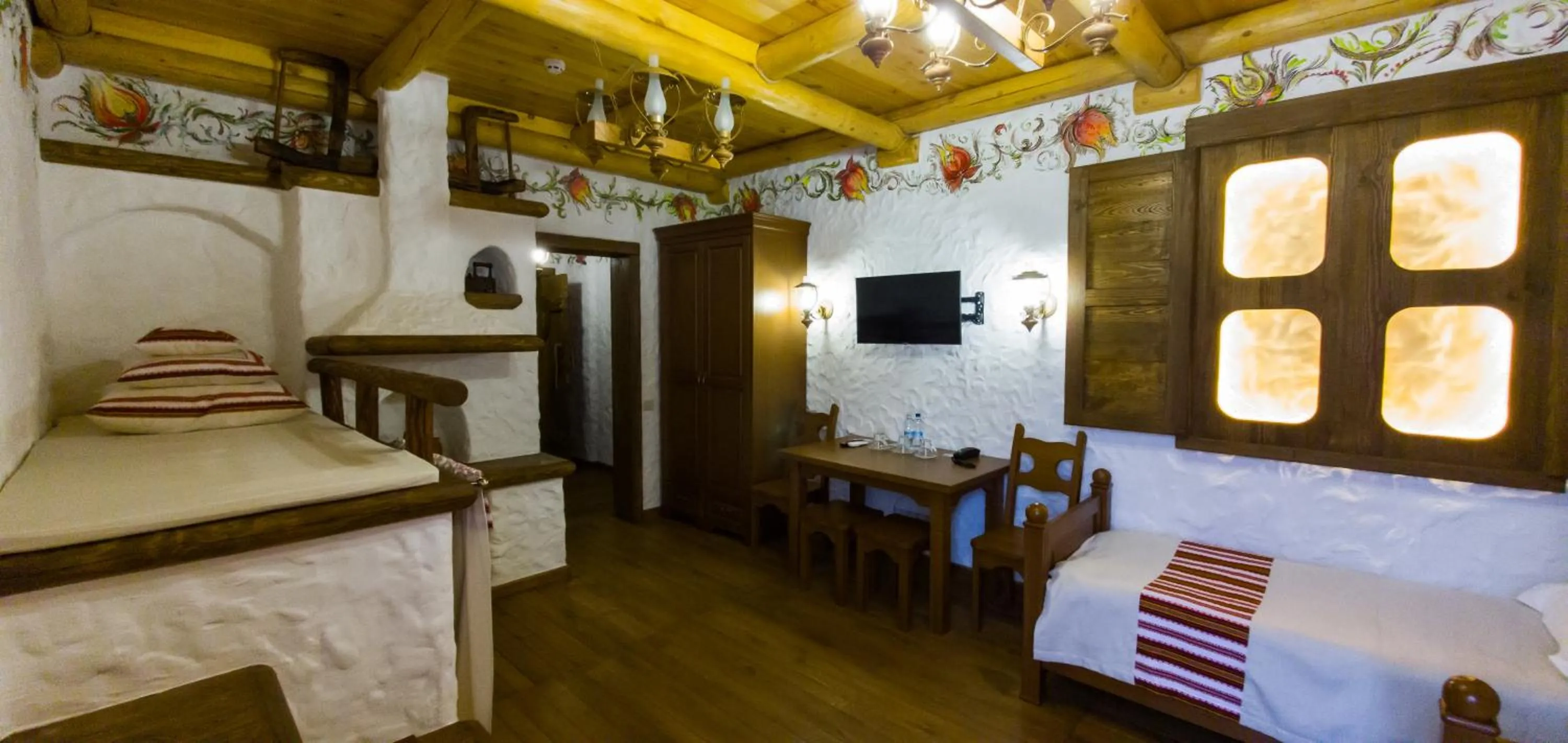 Photo of the whole room, Bed in Pidkova