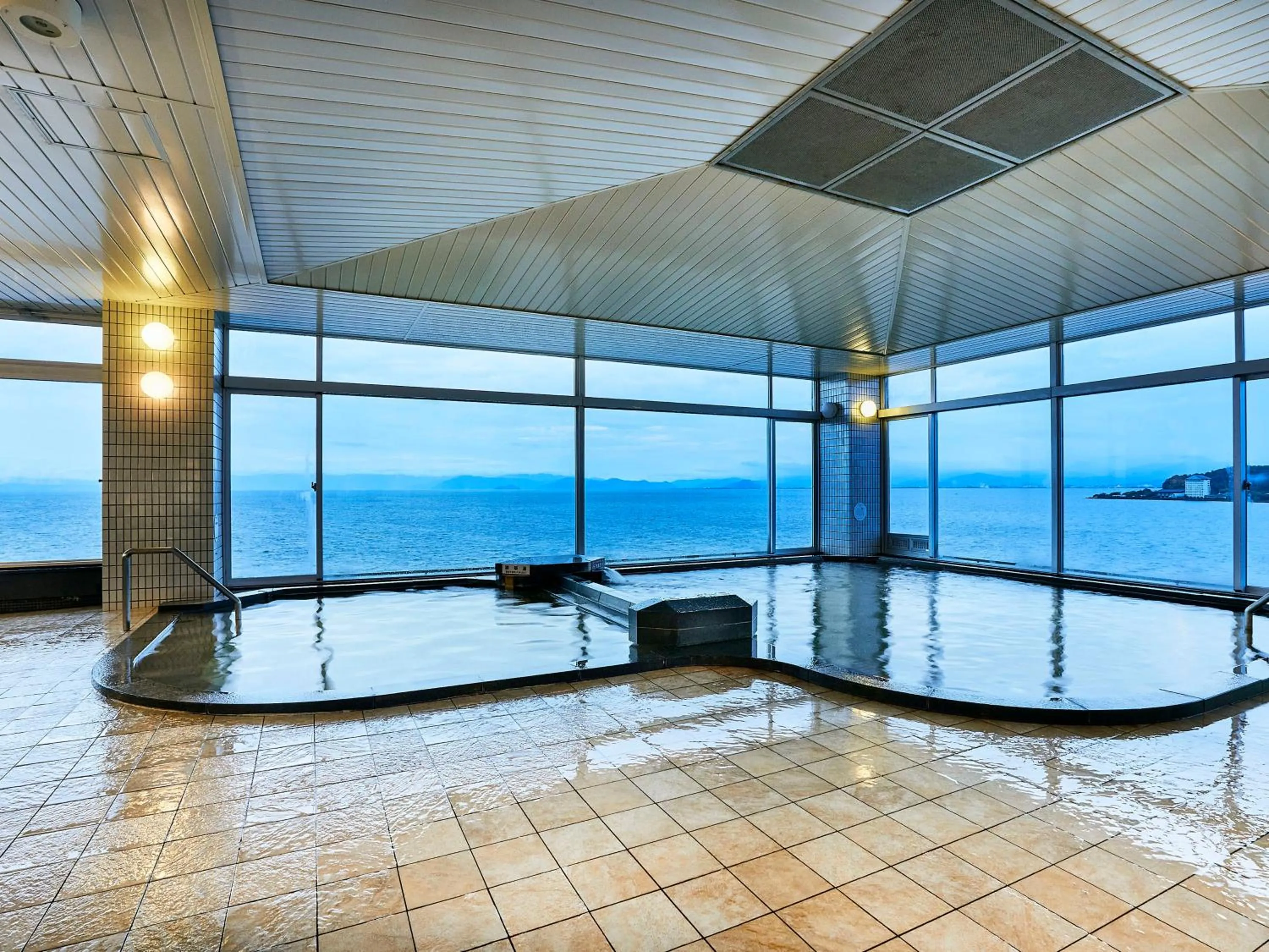 Hot Spring Bath in KAMENOI HOTEL Hikone