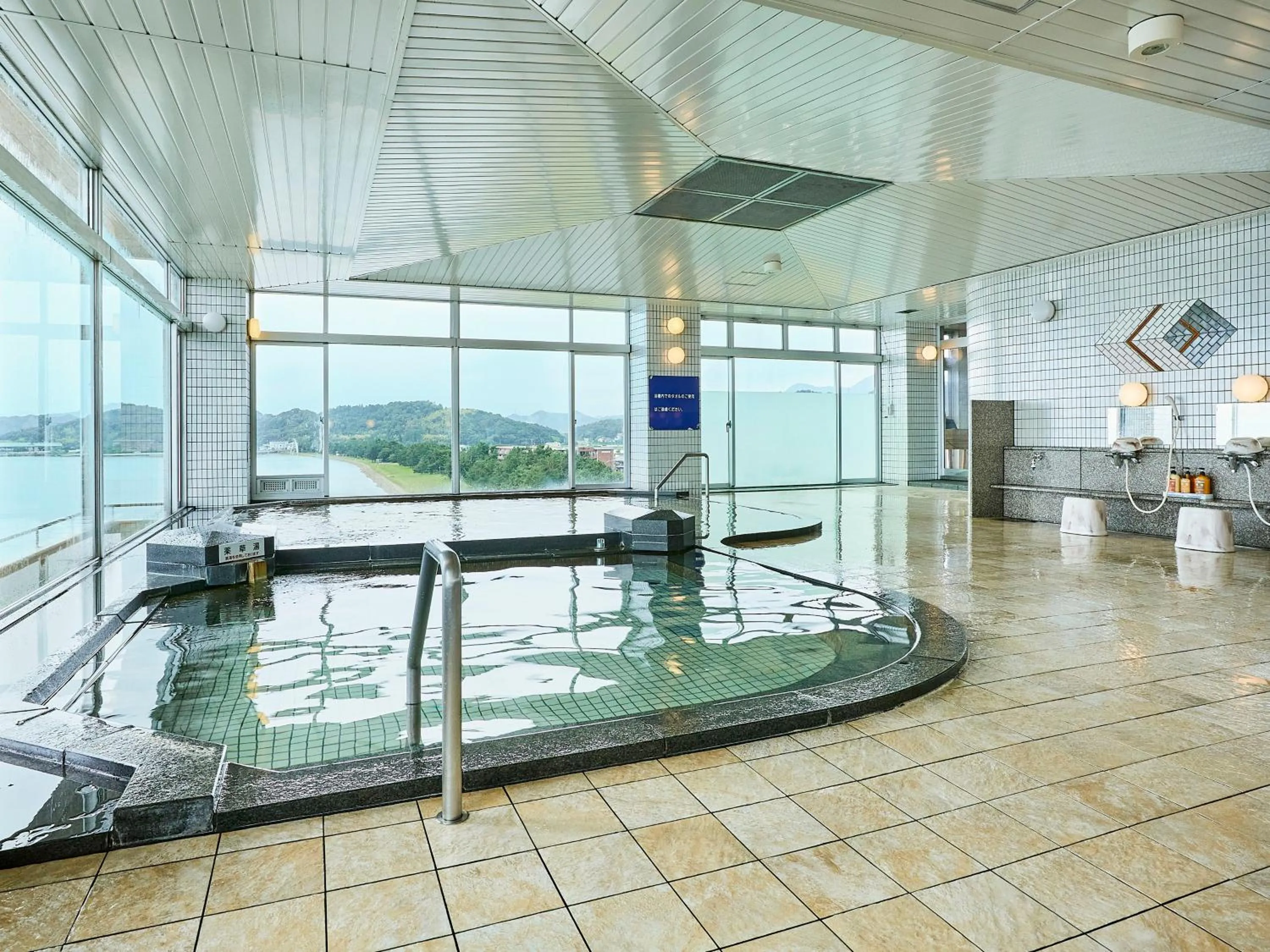 Hot Spring Bath in KAMENOI HOTEL Hikone