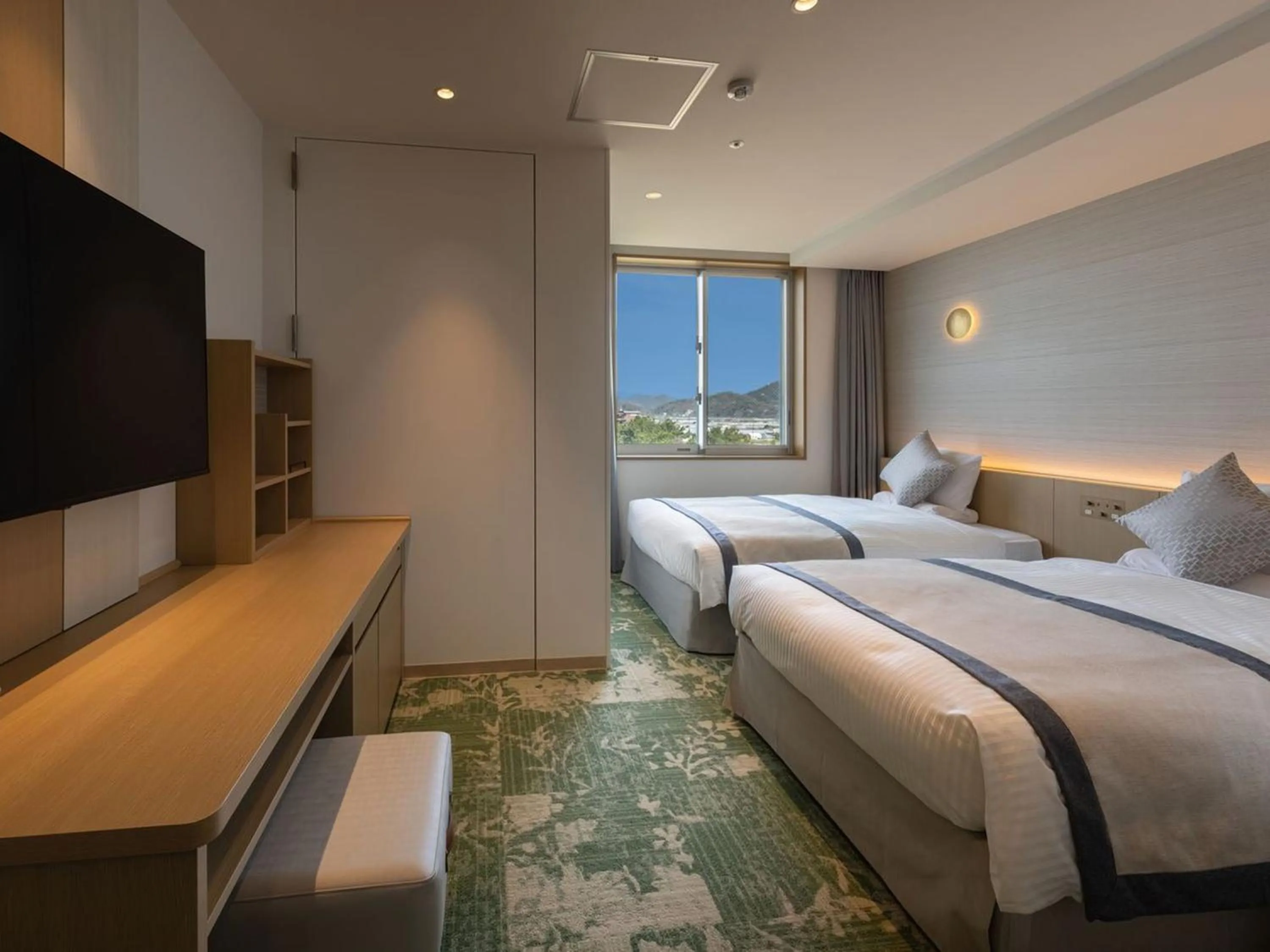 Photo of the whole room, Bed in KAMENOI HOTEL Hikone