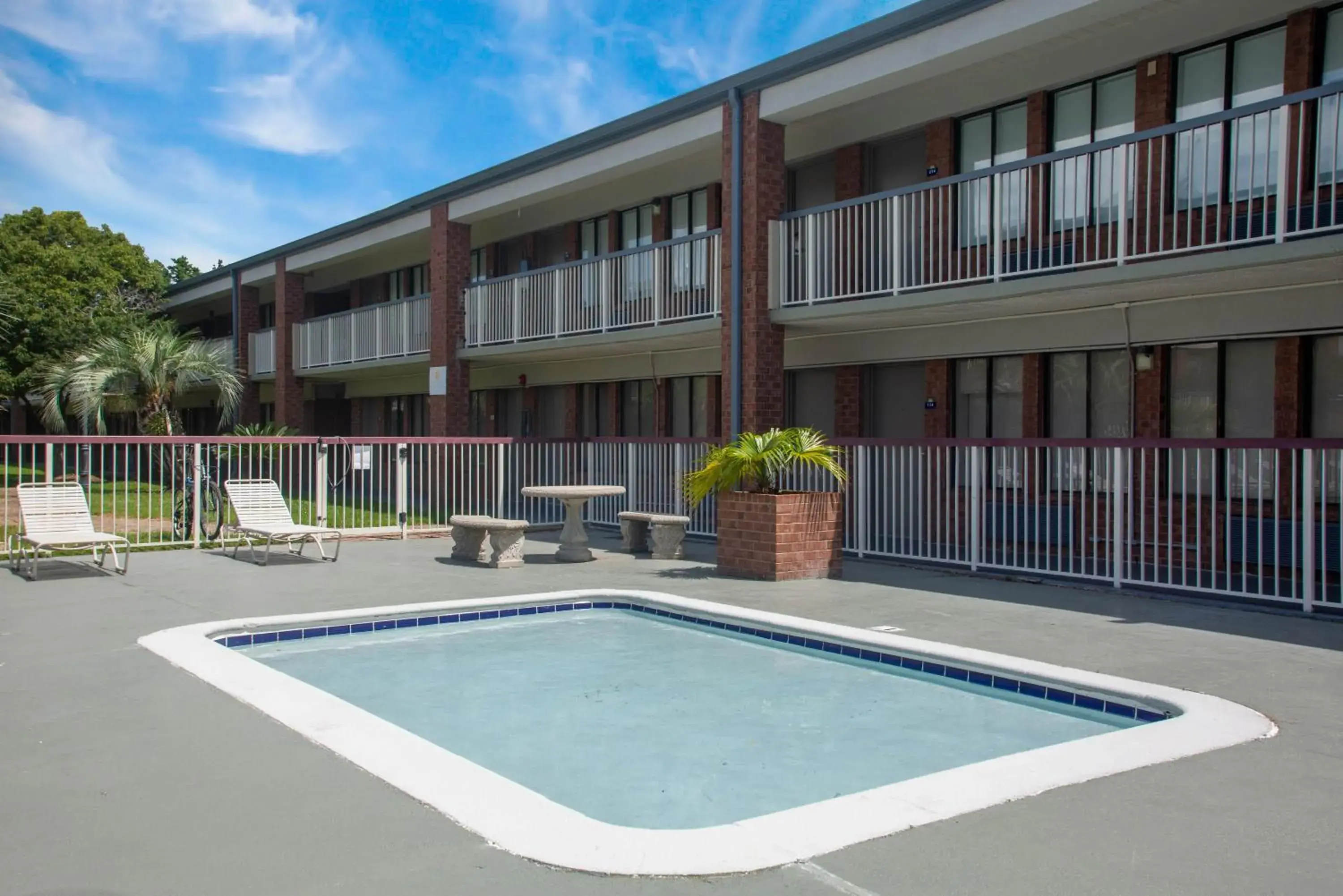 Pool view, Swimming Pool in Days Inn by Wyndham Mobile I-65