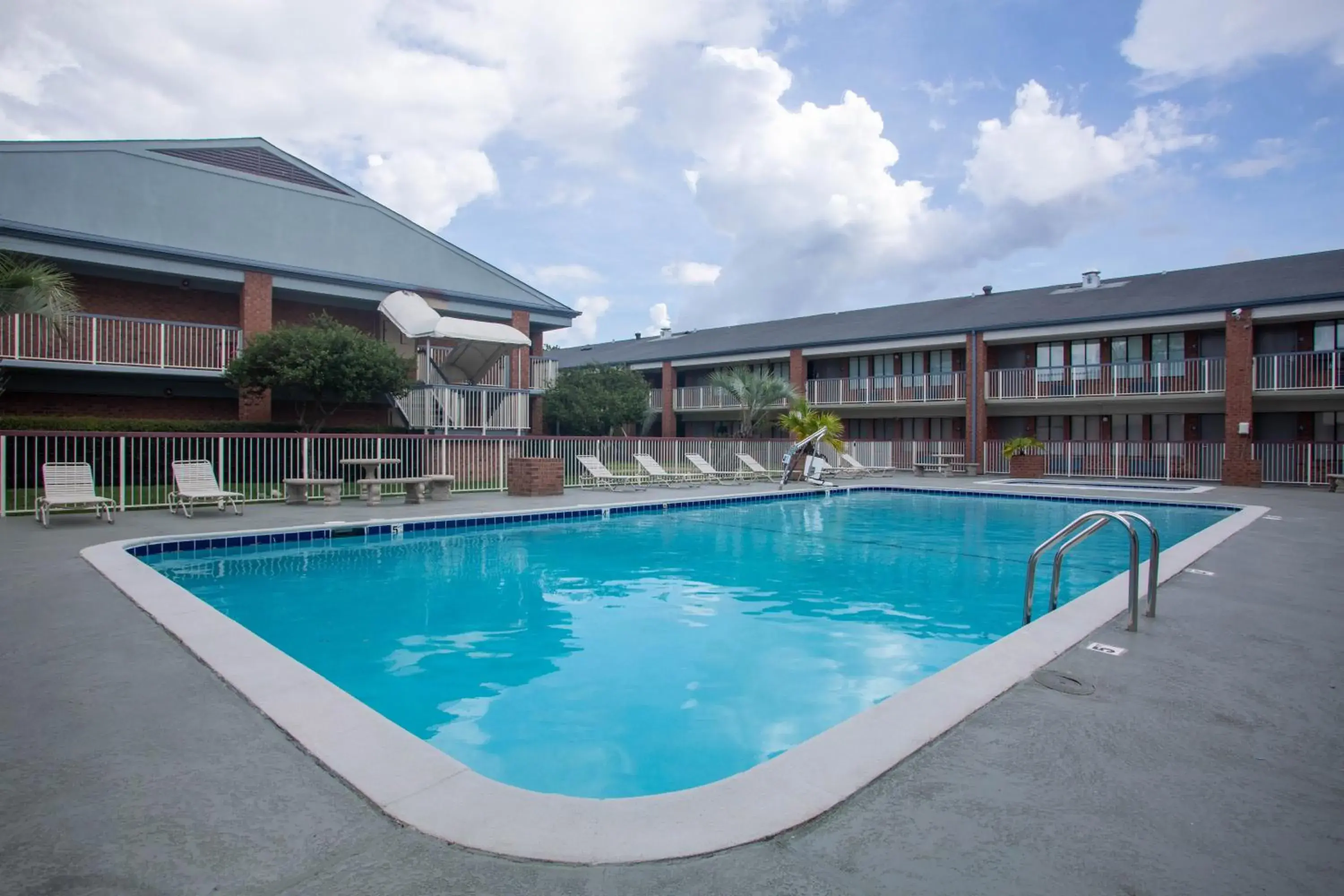 Pool view, Swimming Pool in Days Inn by Wyndham Mobile I-65