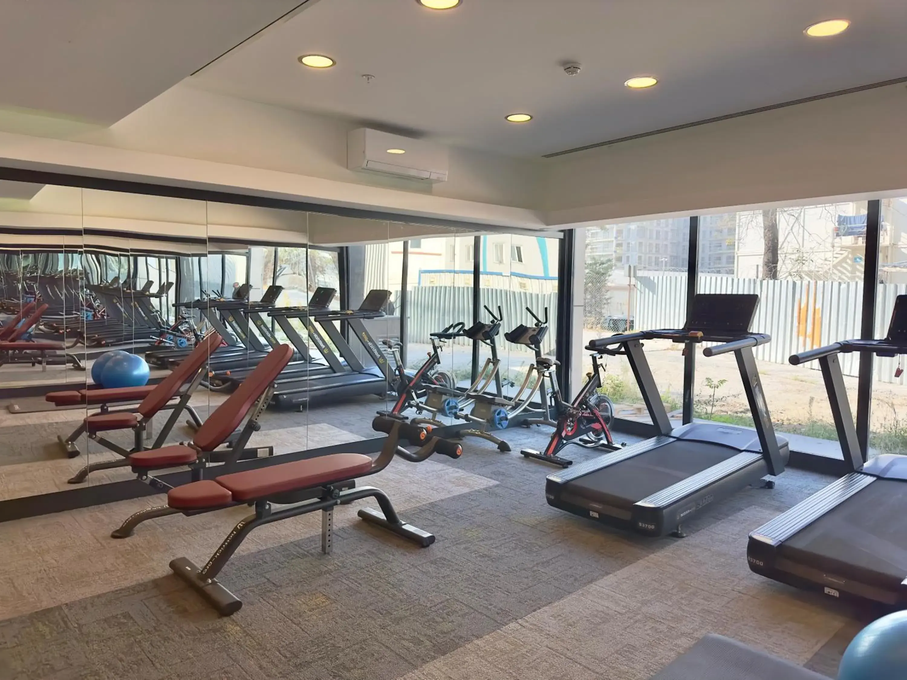 Fitness centre/facilities in Tryp by Wyndham Istanbul Topkapi Fitness centre/facilities in Tryp by Wyndham Istanbul Topkapi