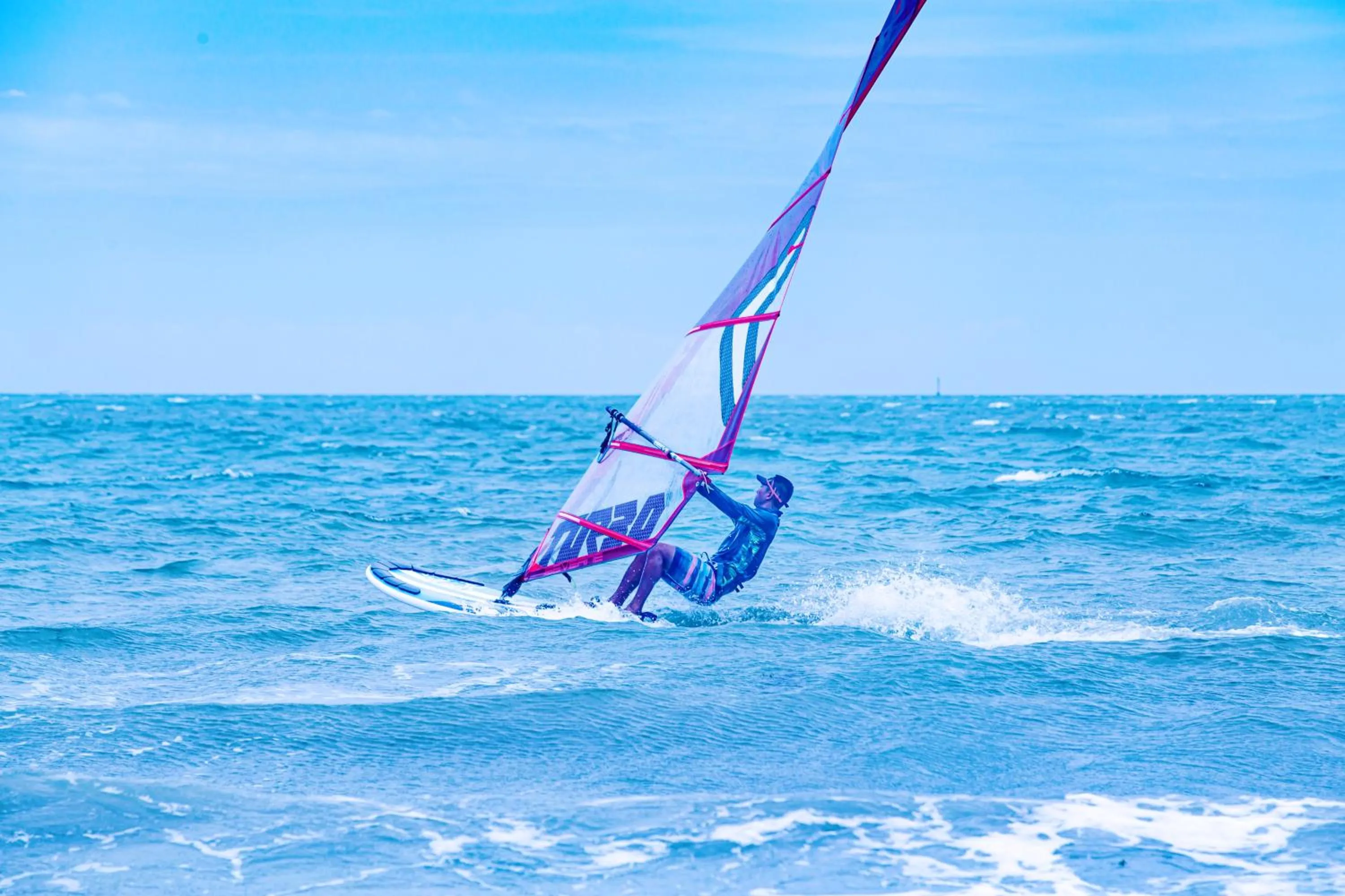 Windsurfing in Wyndham Garden Wenchang Nanguo