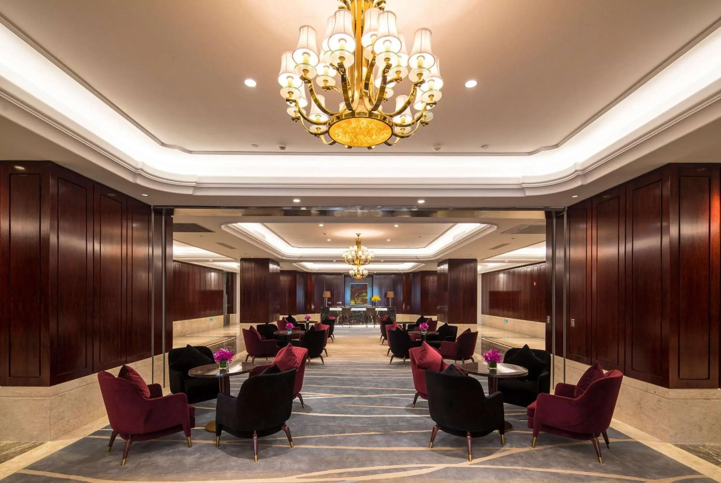 Lobby or reception in Wyndham Zhuji West Lobby or reception in Wyndham Zhuji West