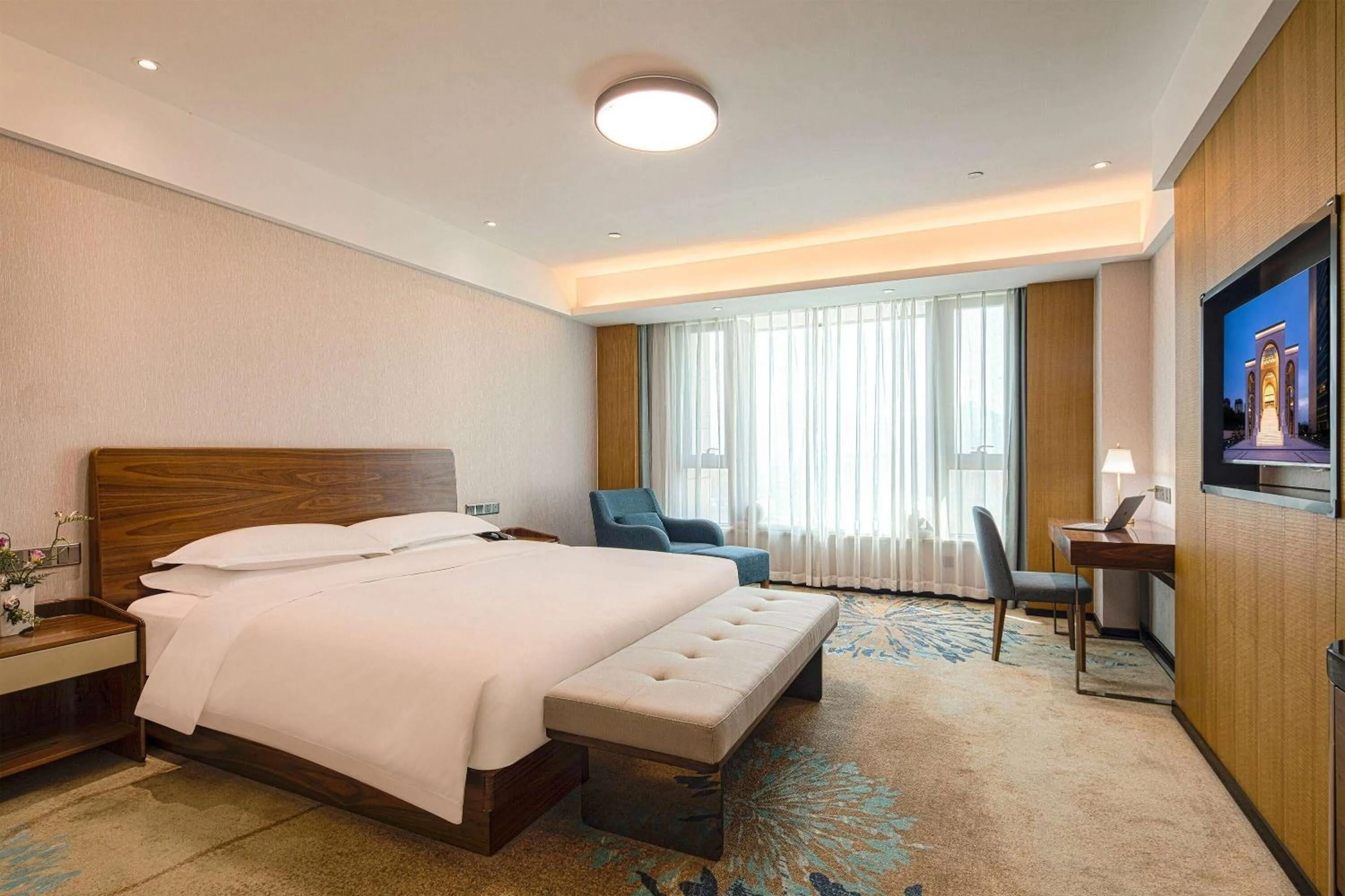 Photo of the whole room, Bed in Wyndham Zhuji West