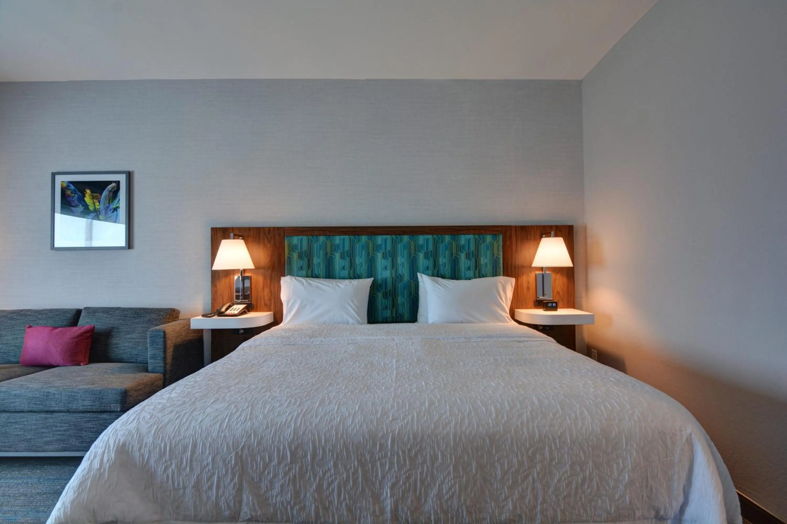 Bed in Hampton Inn & Suites Middleburg, Fl