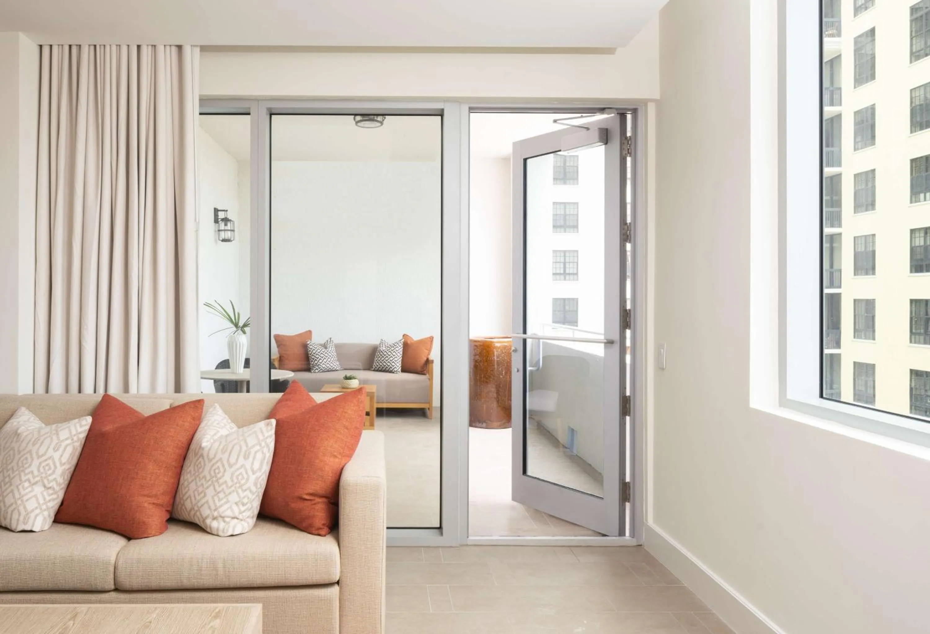 Living room in Canopy West Palm Beach - Downtown