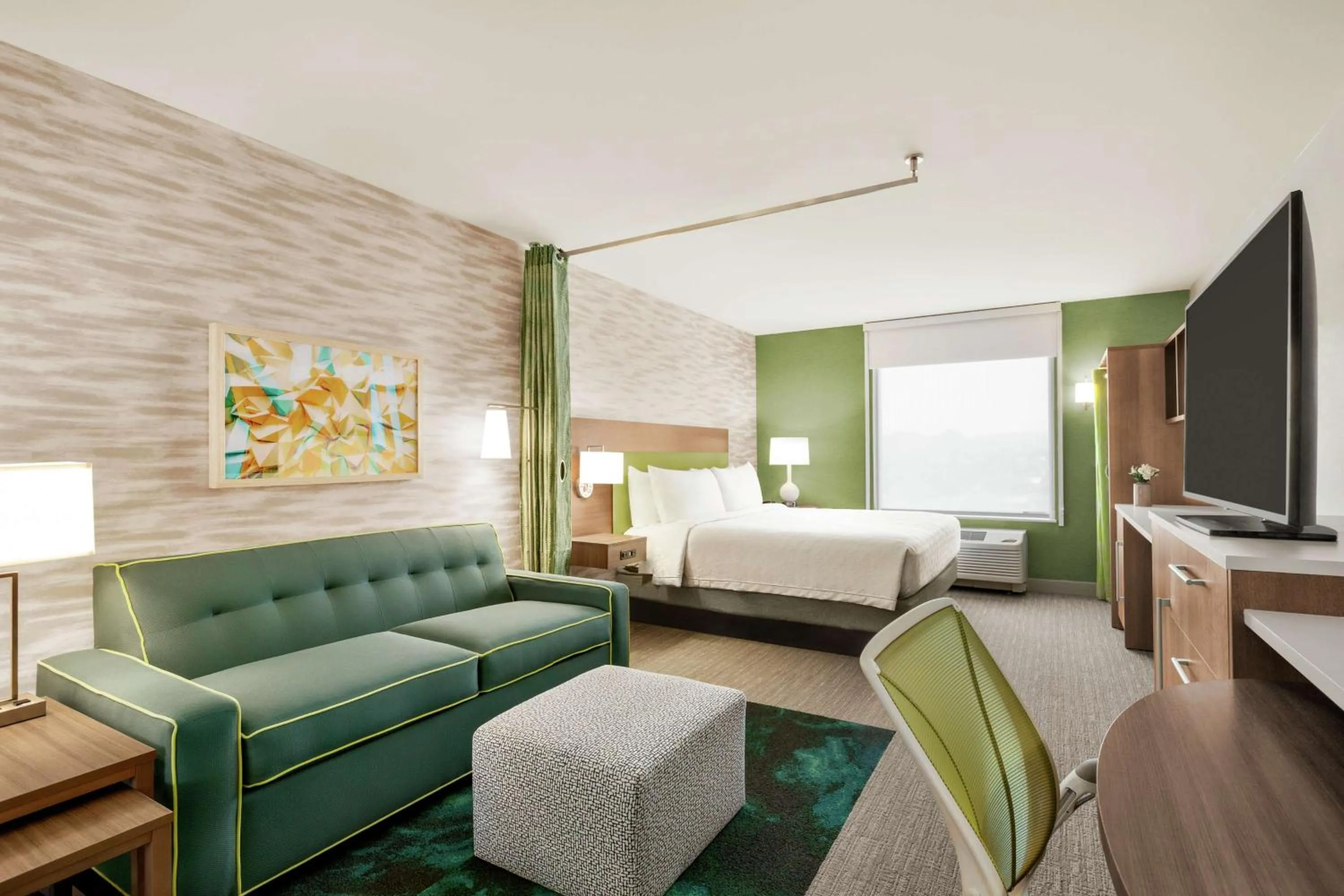 Bedroom, Bed in Home2 Suites By Hilton Scottsdale Salt River