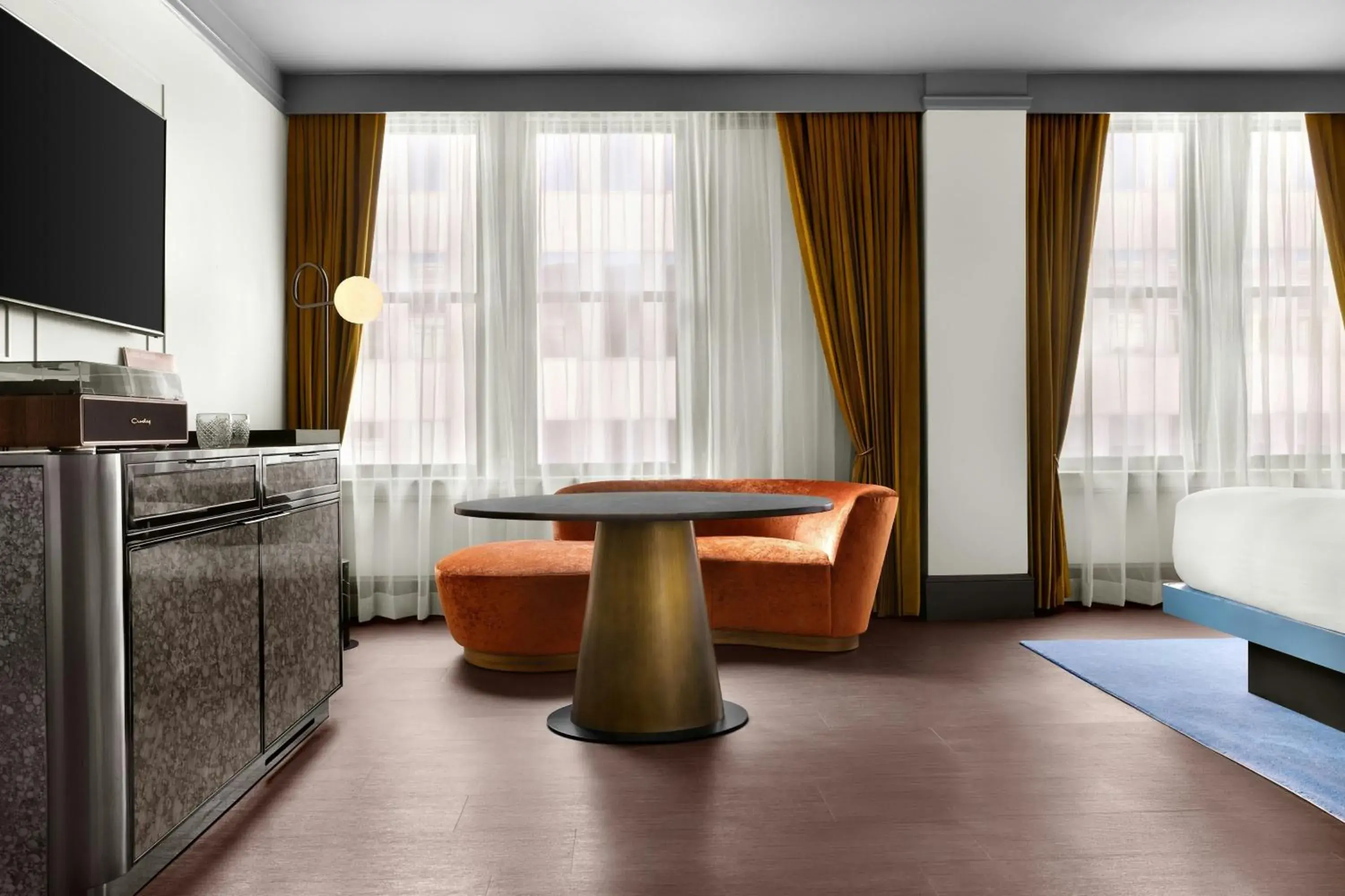 Photo of the whole room in The Gunter Hotel San Antonio Riverwalk Photo of the whole room in The Gunter Hotel San Antonio Riverwalk