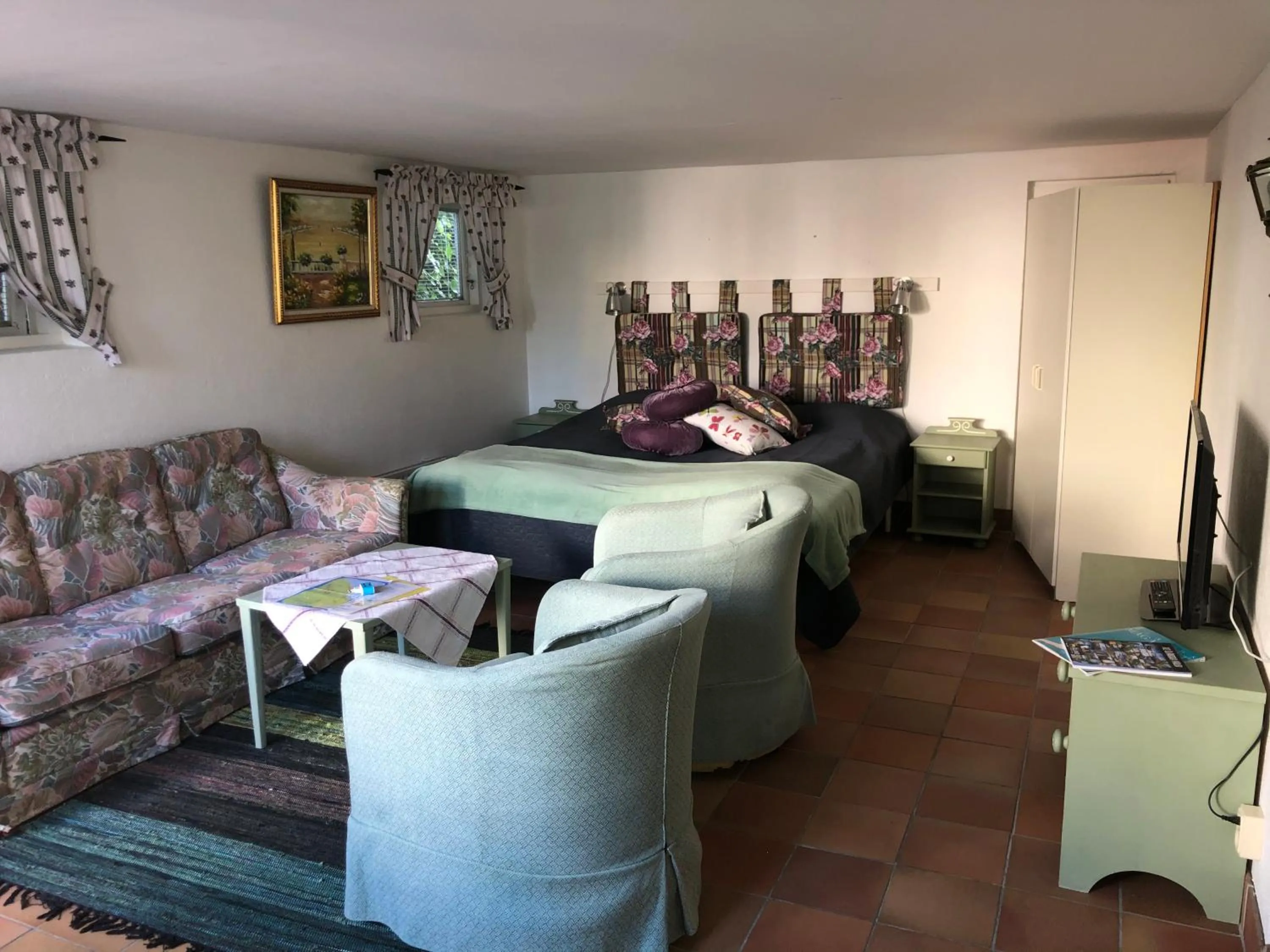 Living room, Bed in Villa Verdi