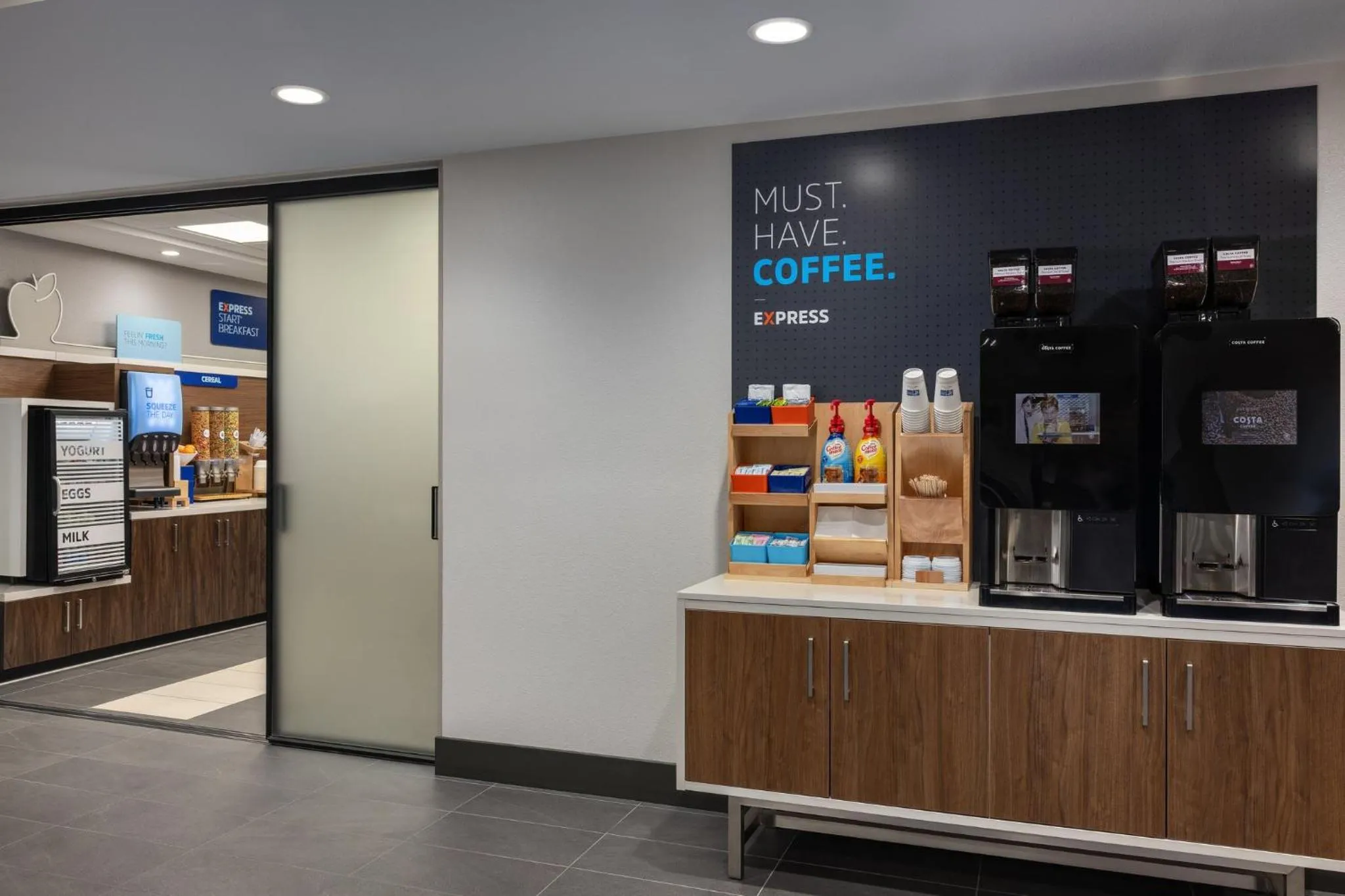 Coffee/tea facilities in Holiday Inn Express & Suites Phoenix - Midtown, an IHG Hotel
