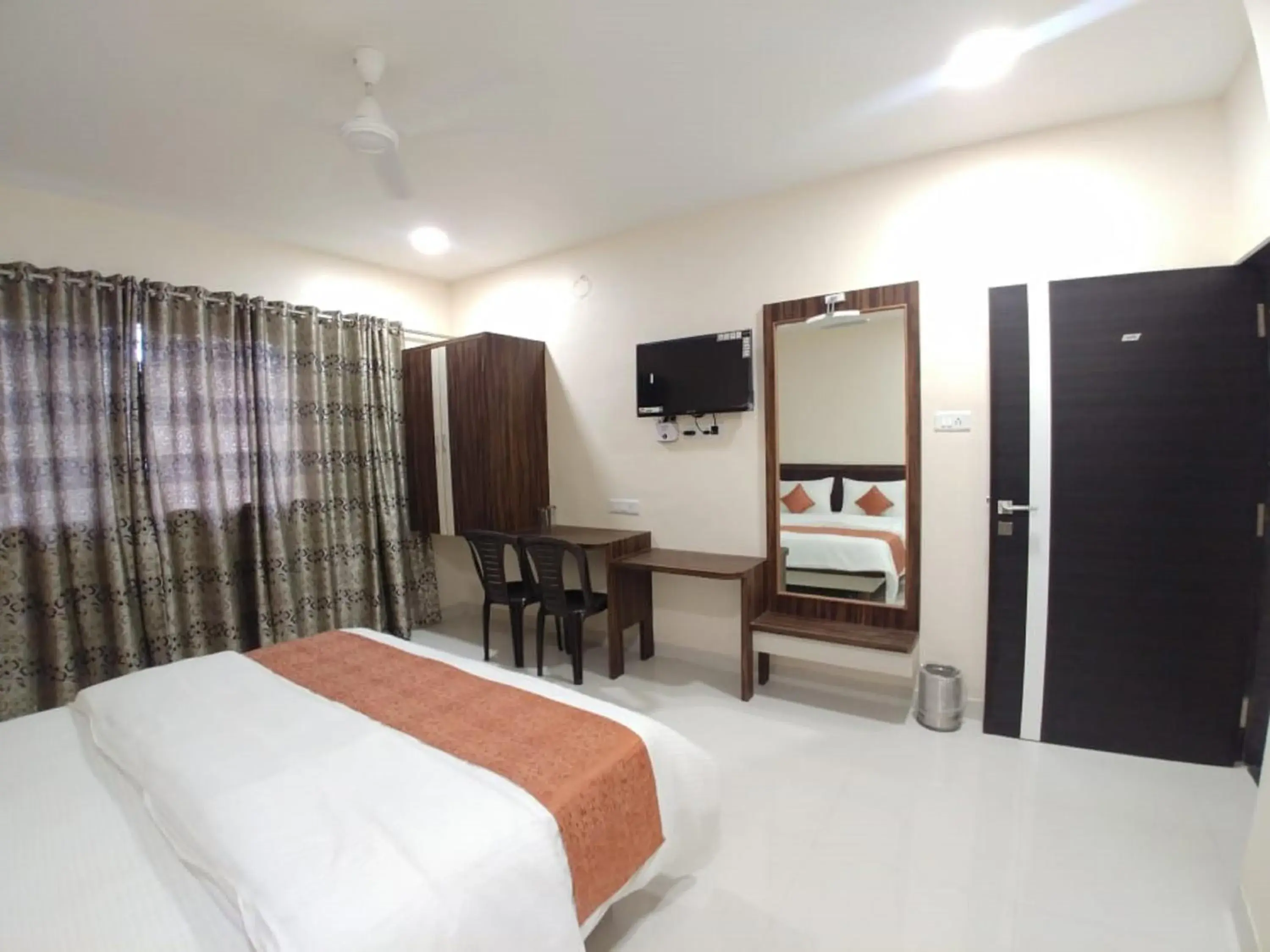 Hotel Matruchhaya Lonavala - Near Loanvala Station - Quality and Comfort Hotel Matruchhaya Lonavala - Near Loanvala Station - Quality and Comfort