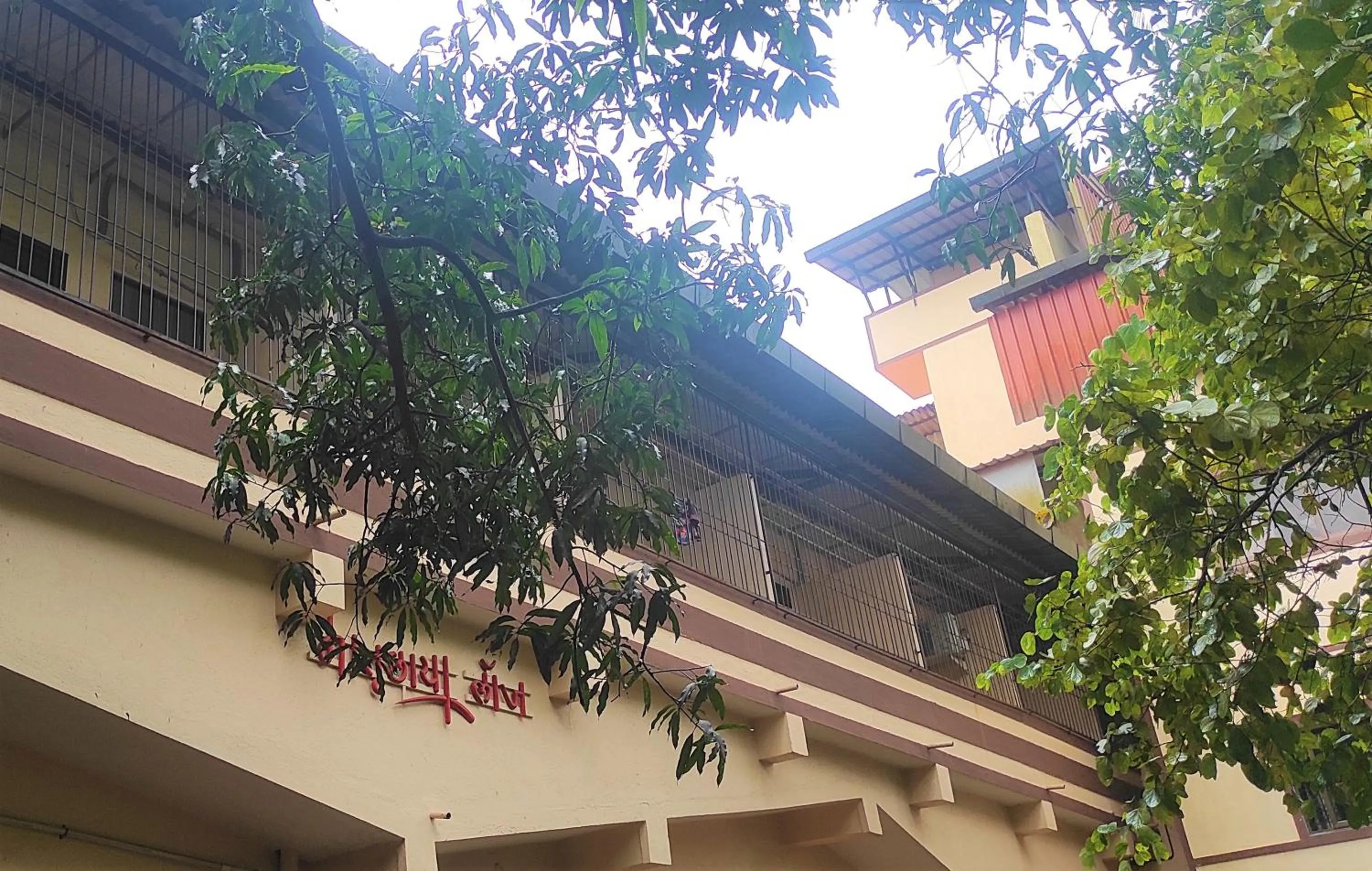 Property building in Hotel Matruchhaya Lonavala - Near Loanvala Station - Quality and Comfort