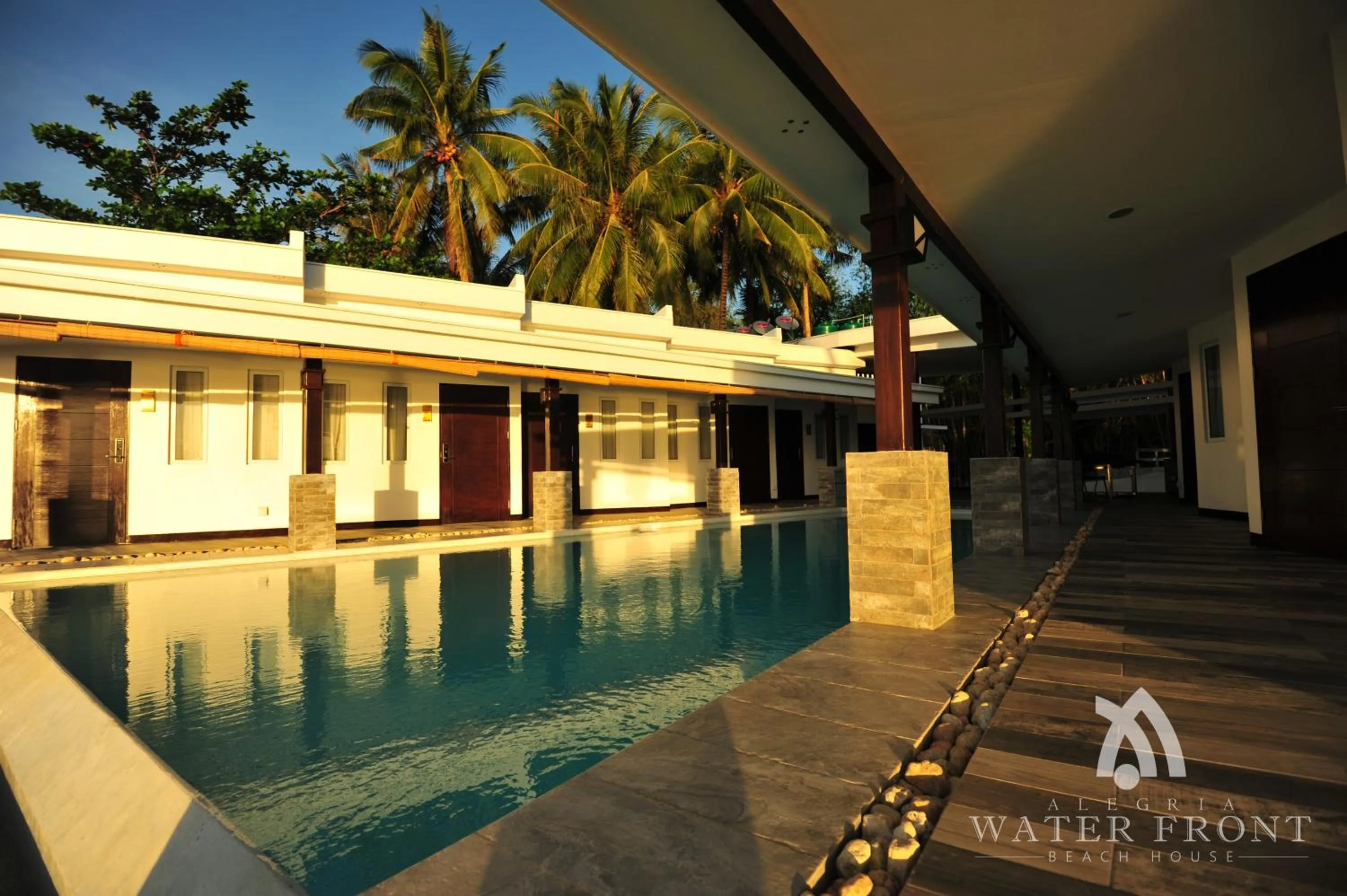 Swimming pool in Alegria Water Front Beach House