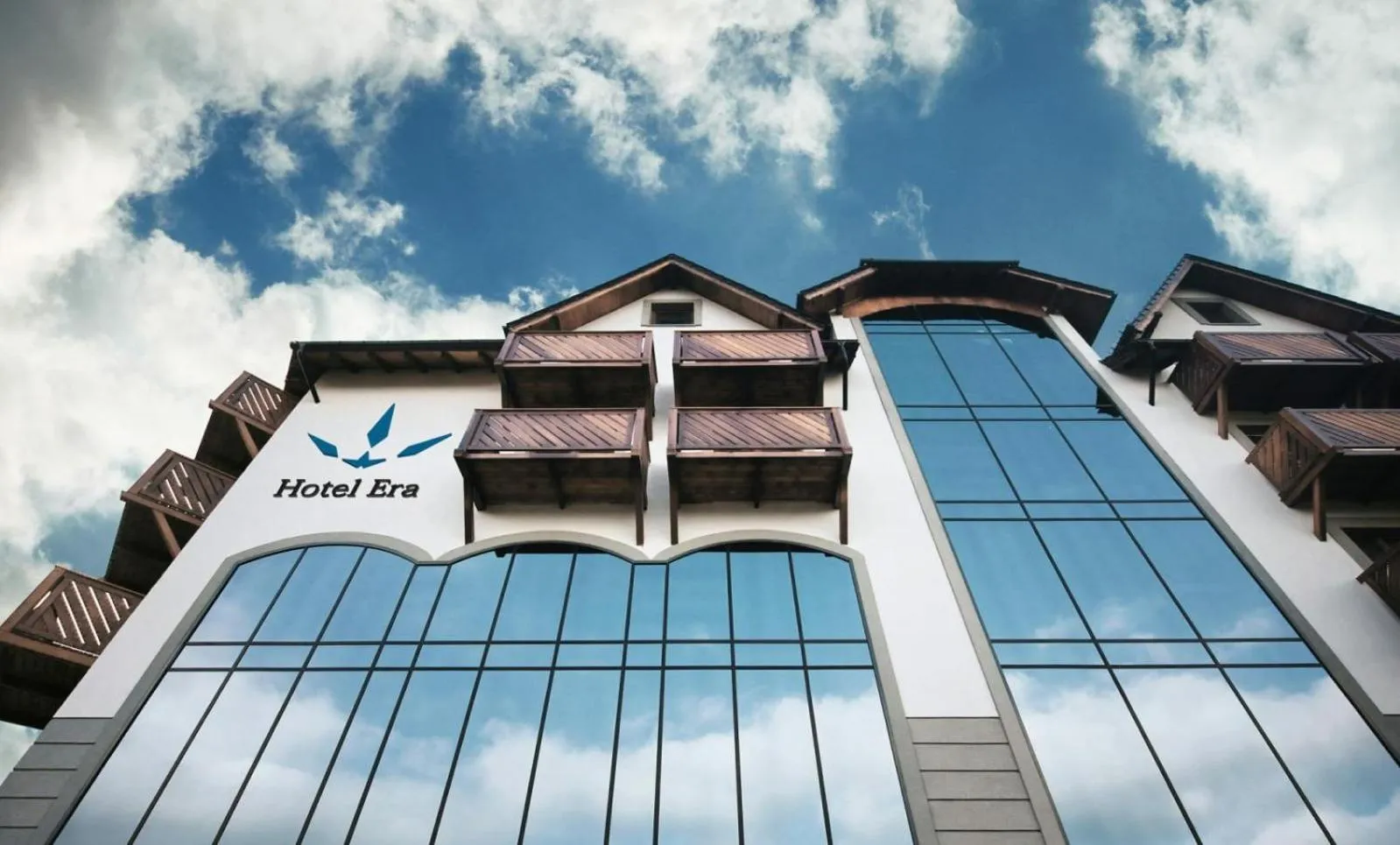 Property building in Hotel Era