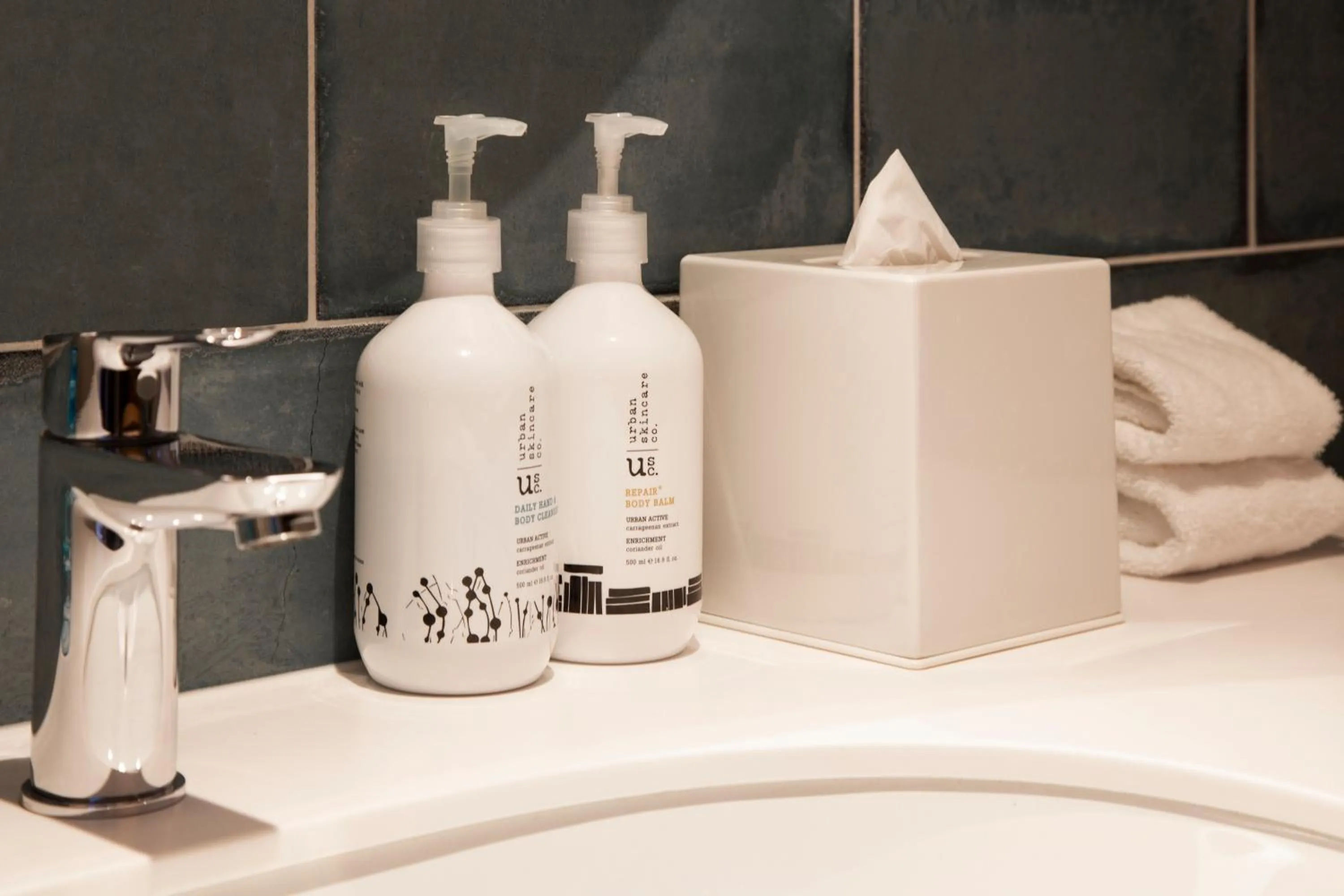 Bathroom in Holiday Inn Express & Suites Queenstown by IHG