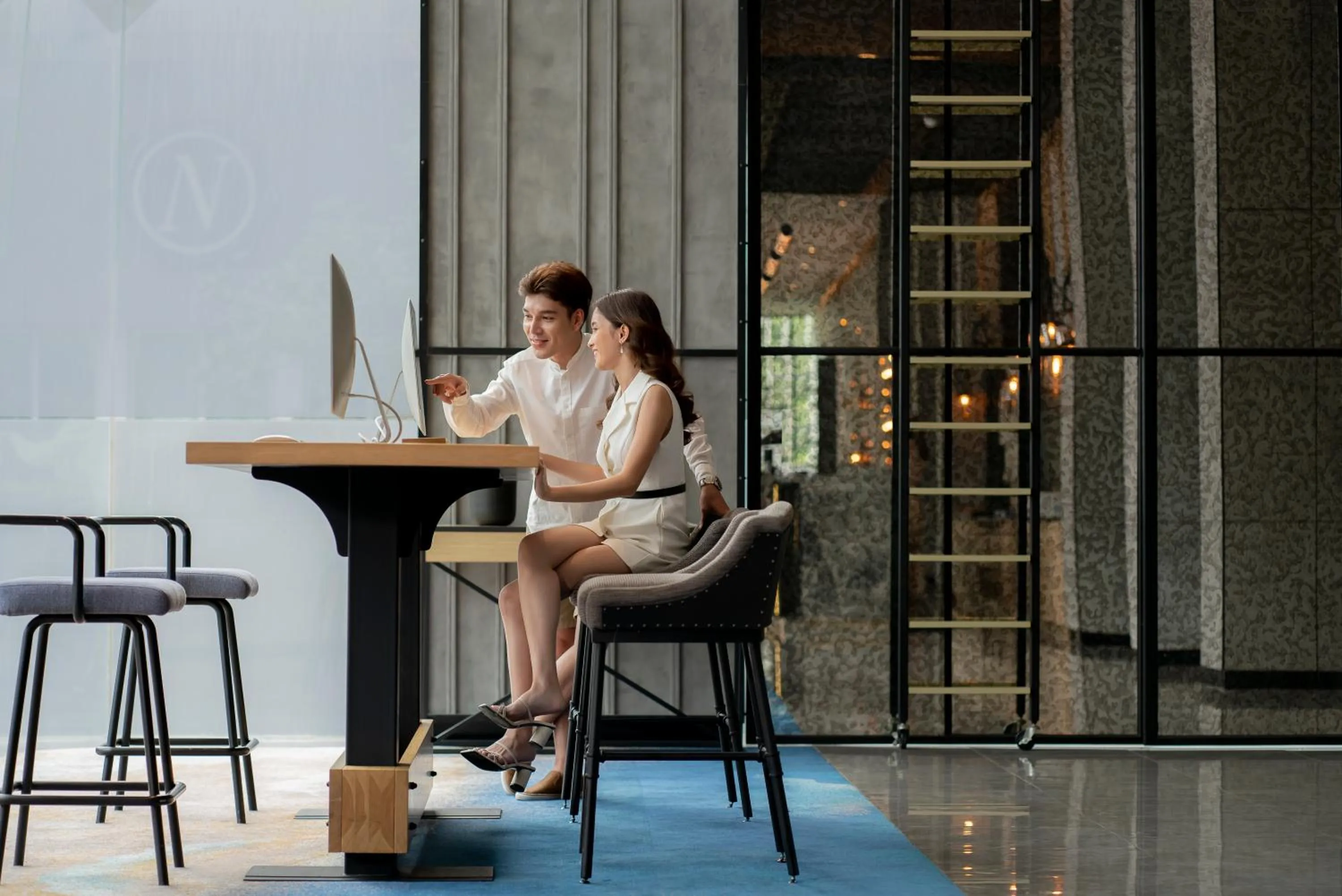 People in Holiday Inn & Suites Siracha Laemchabang by IHG