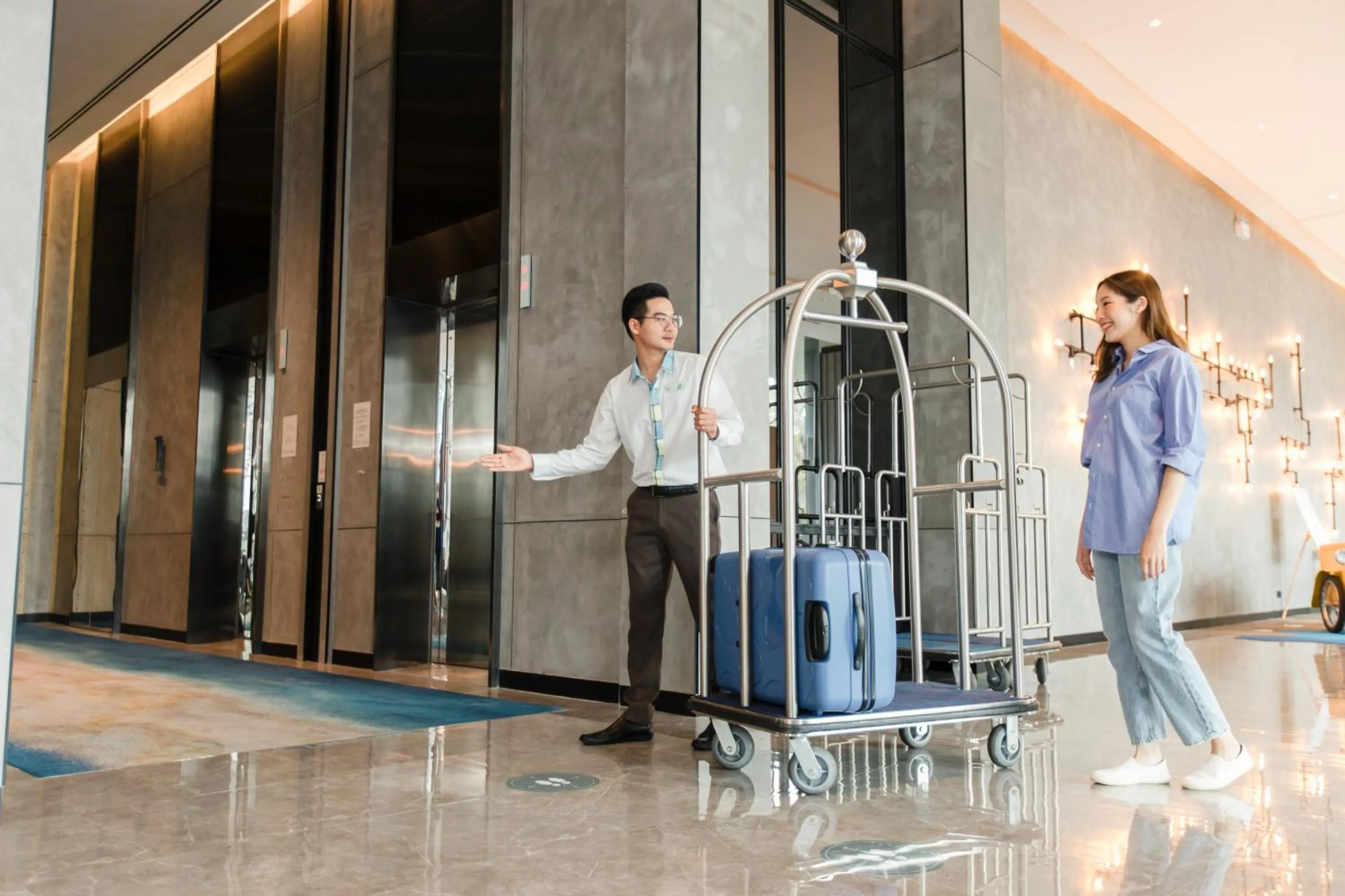 Property building in Holiday Inn & Suites Siracha Laemchabang by IHG