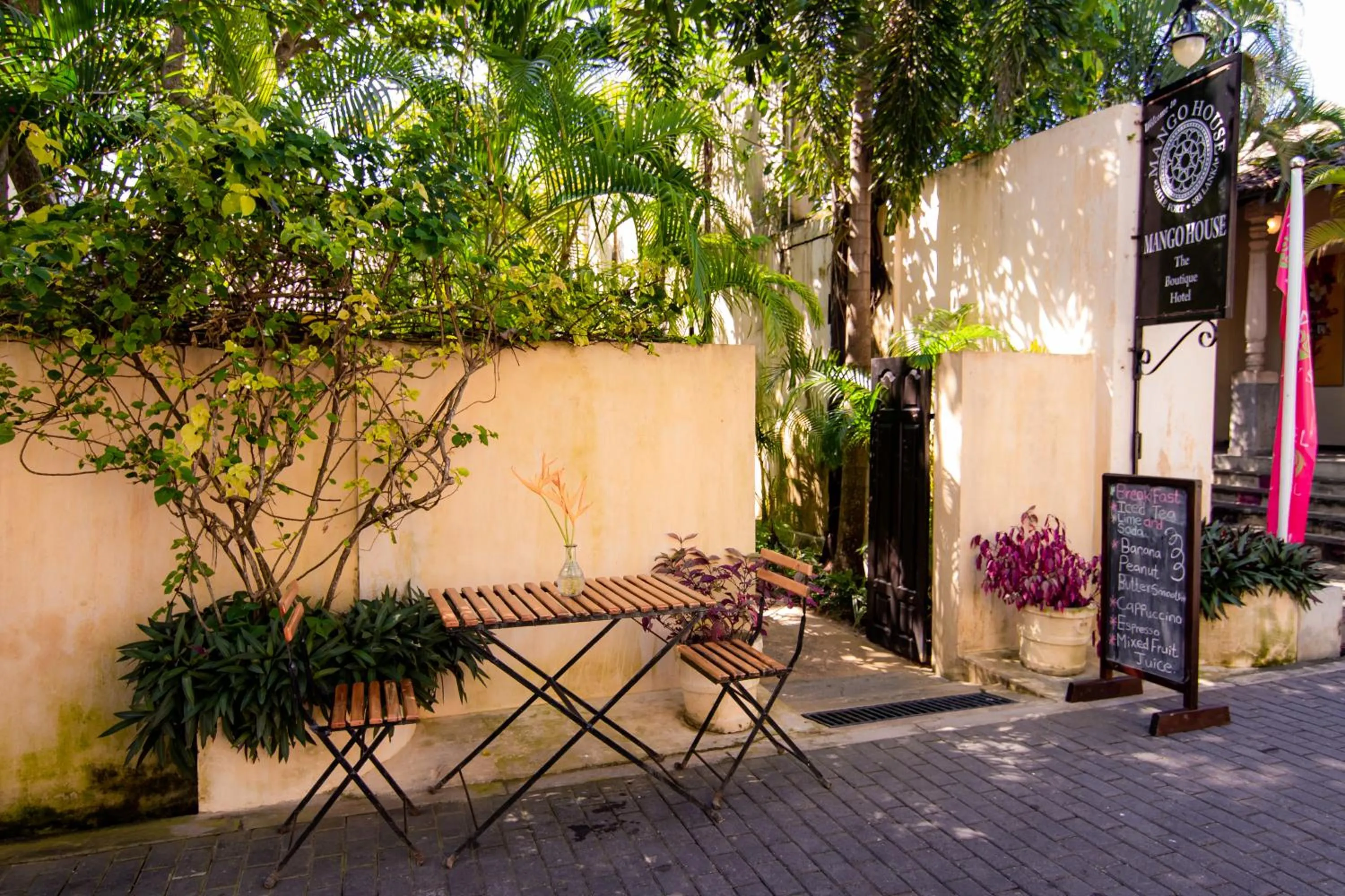 Facade/entrance in Mango House - Galle Fort