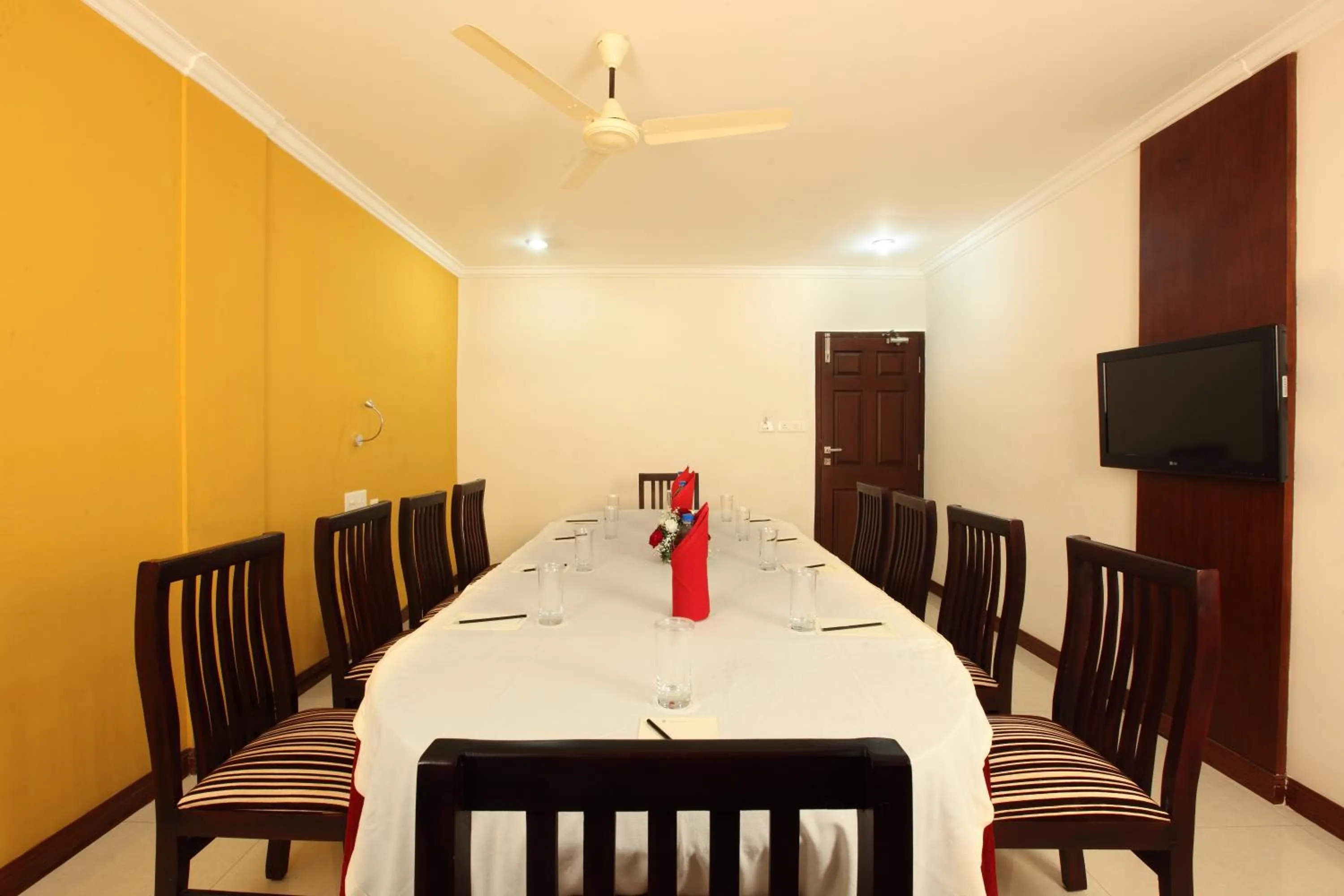 Dining area in Hotel Pearl Palace