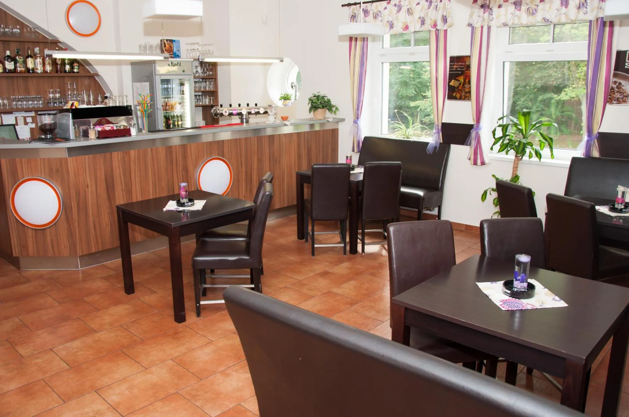 Communal lounge/ TV room in Restaurace a penzion Zděná Bouda