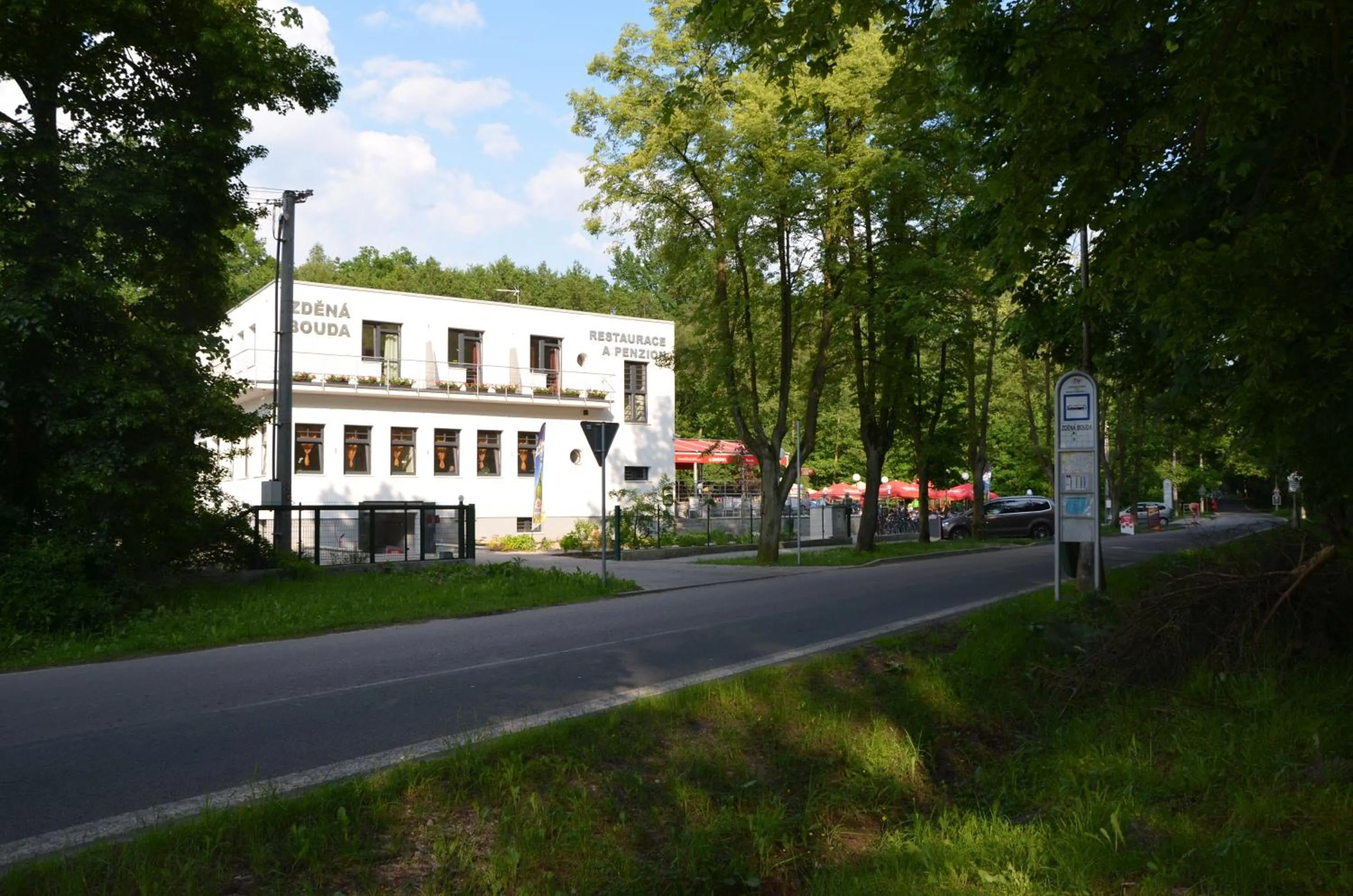 Facade/entrance in Restaurace a penzion Zděná Bouda