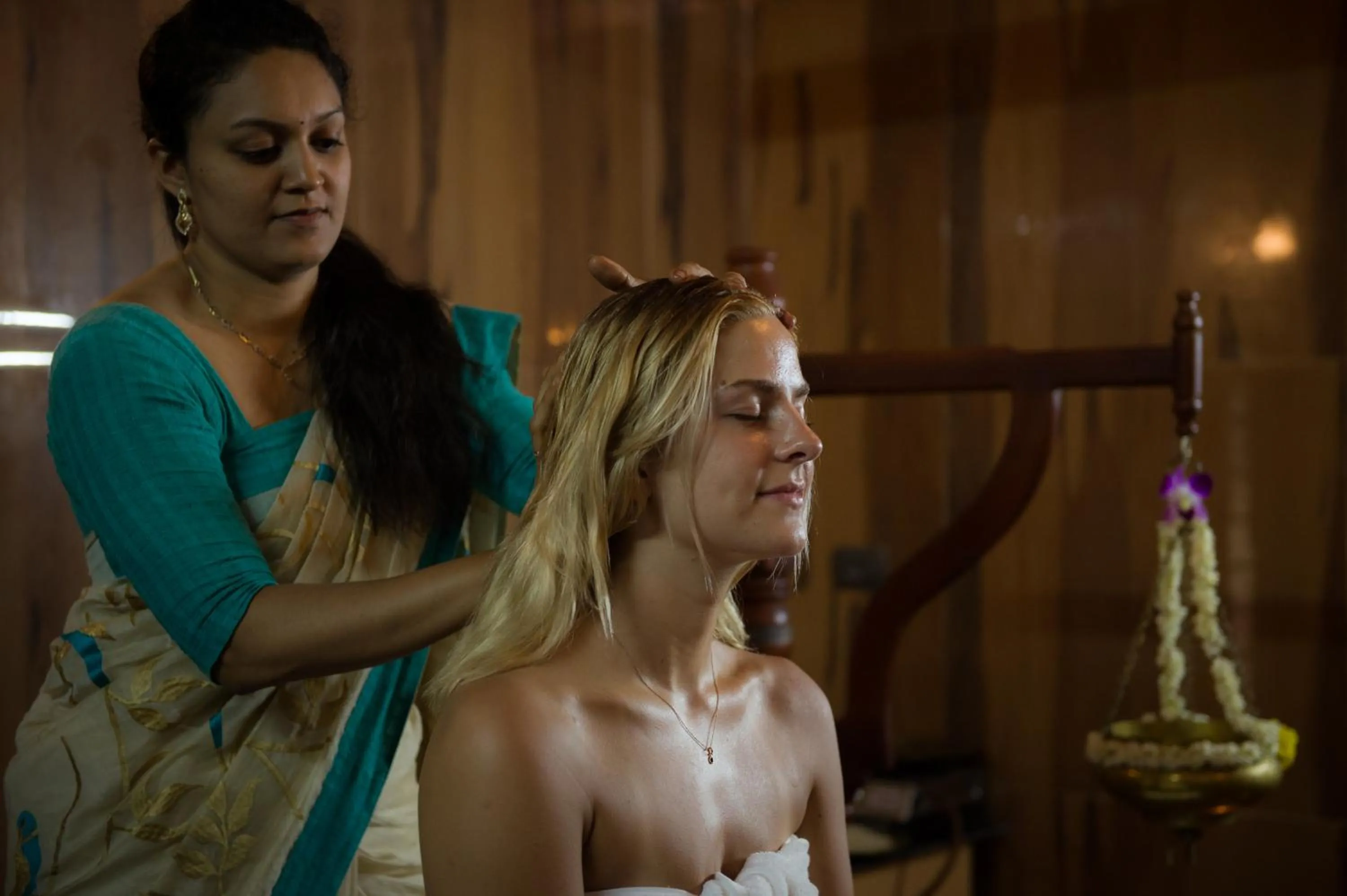 People in No. 18 Hotel