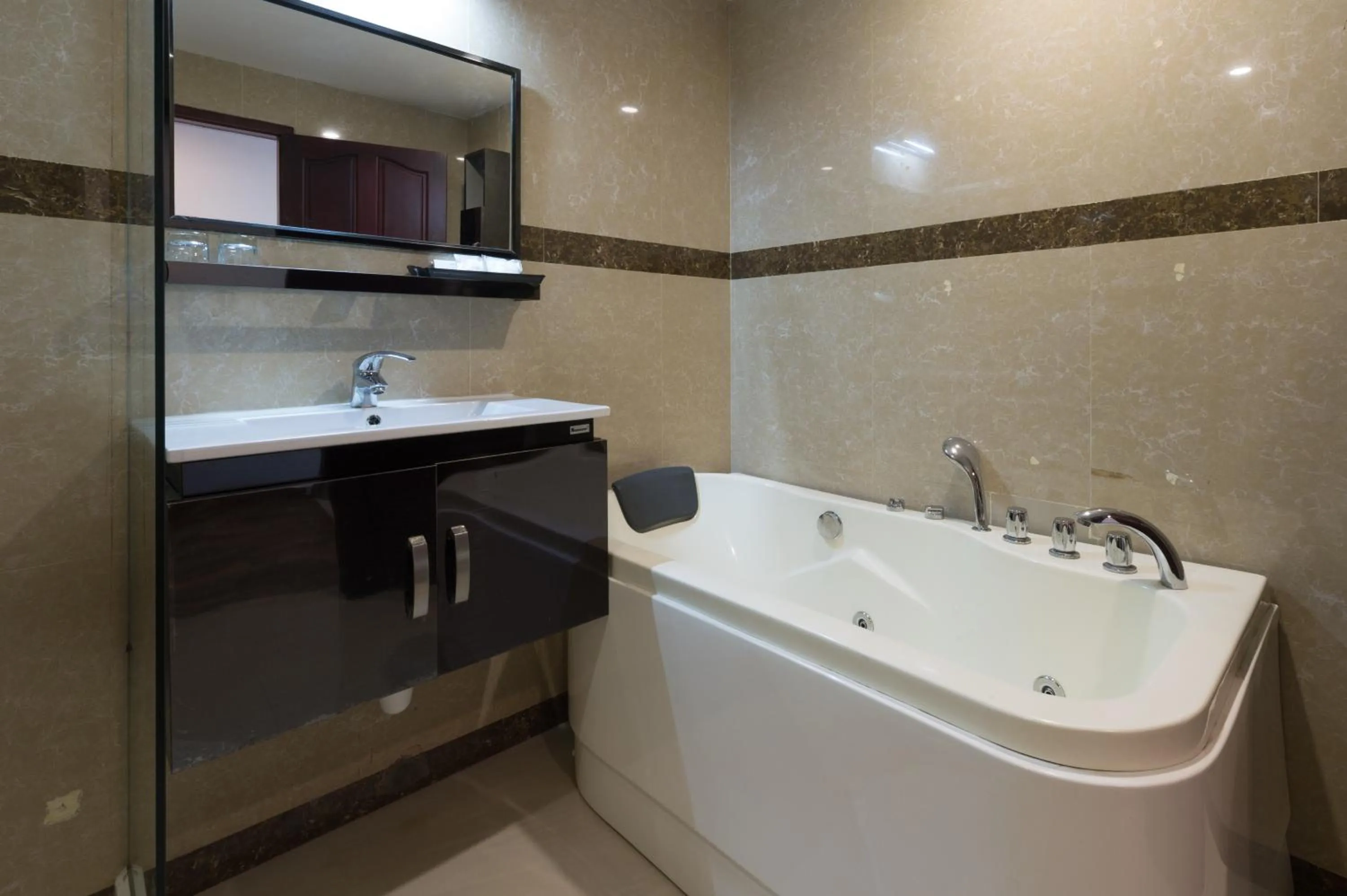 Bathroom in No. 18 Hotel