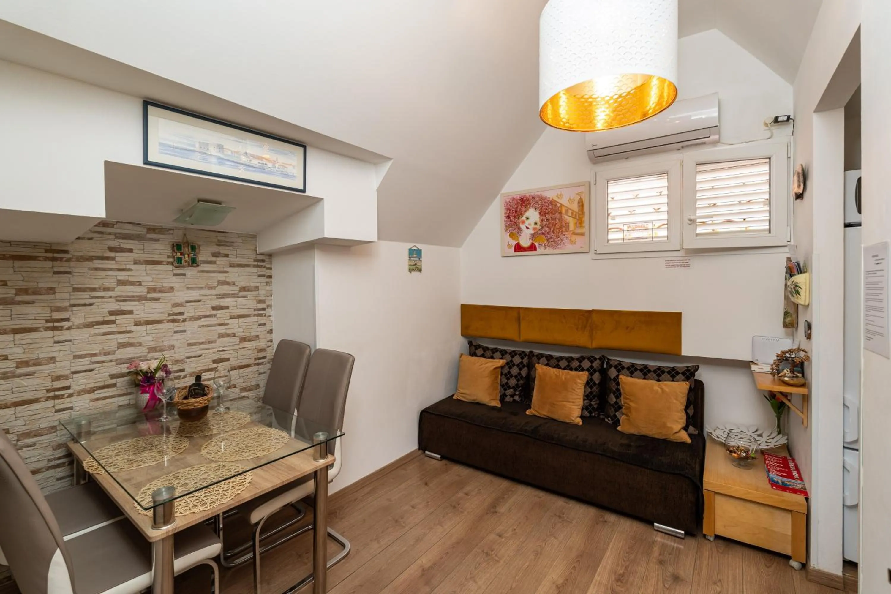 Apartman Neve