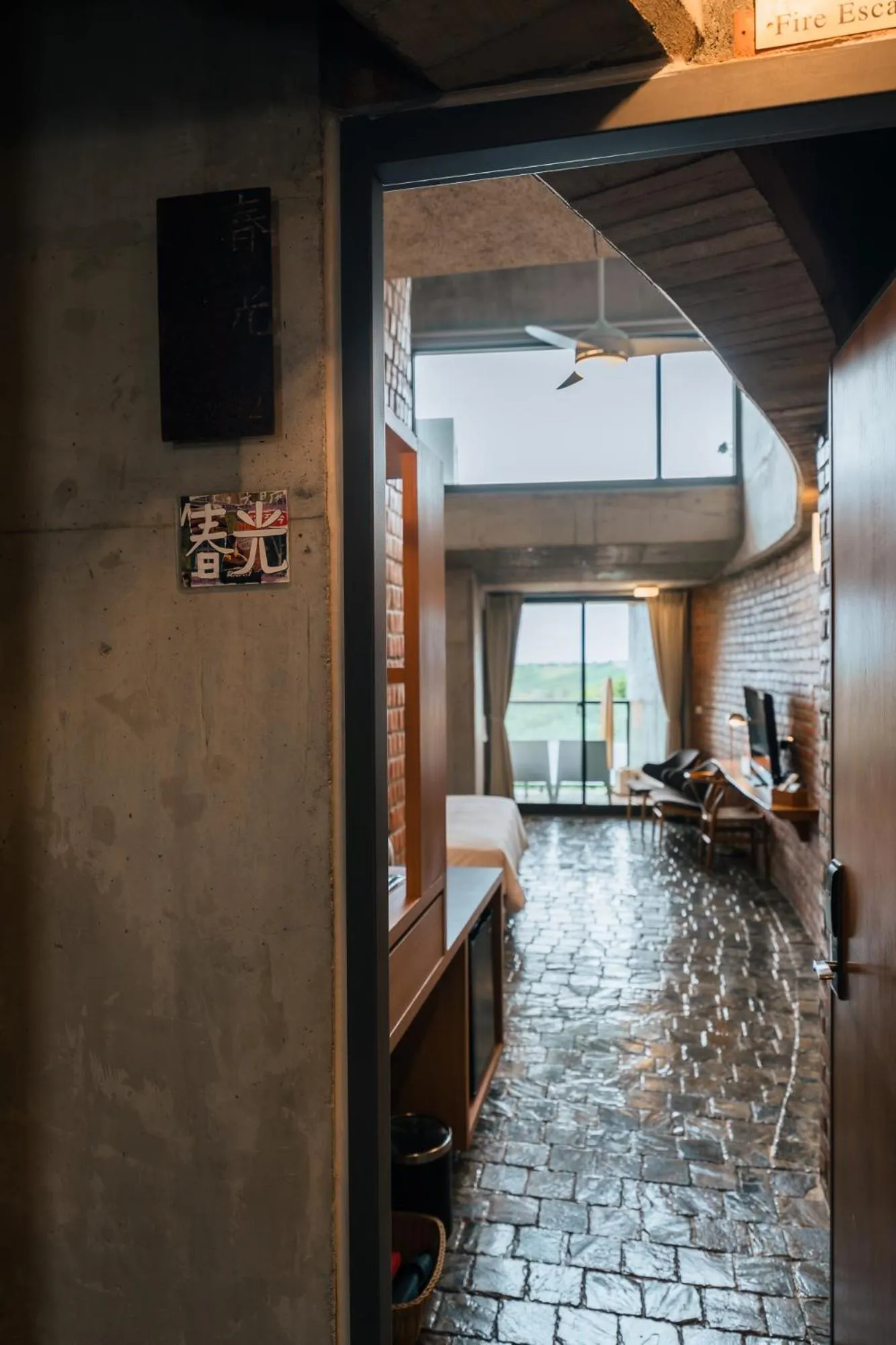 Photo of the whole room in The Light