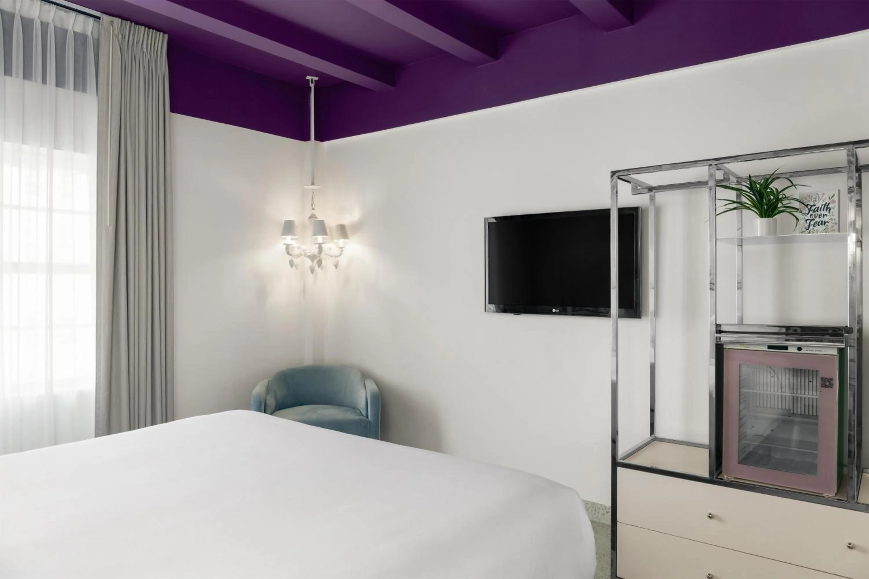 Bedroom, Bed in Townhouse Hotel, BW Signature Collection