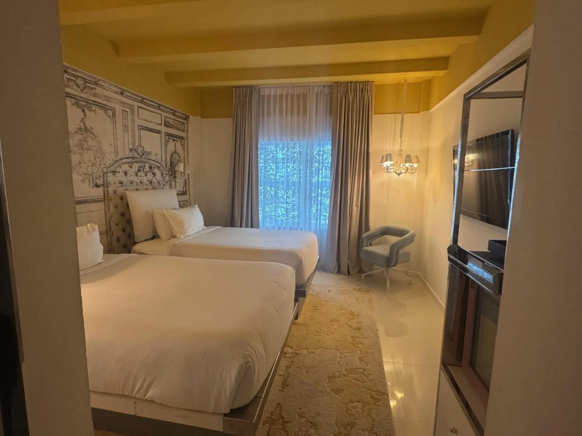 Bed in Townhouse Hotel, BW Signature Collection