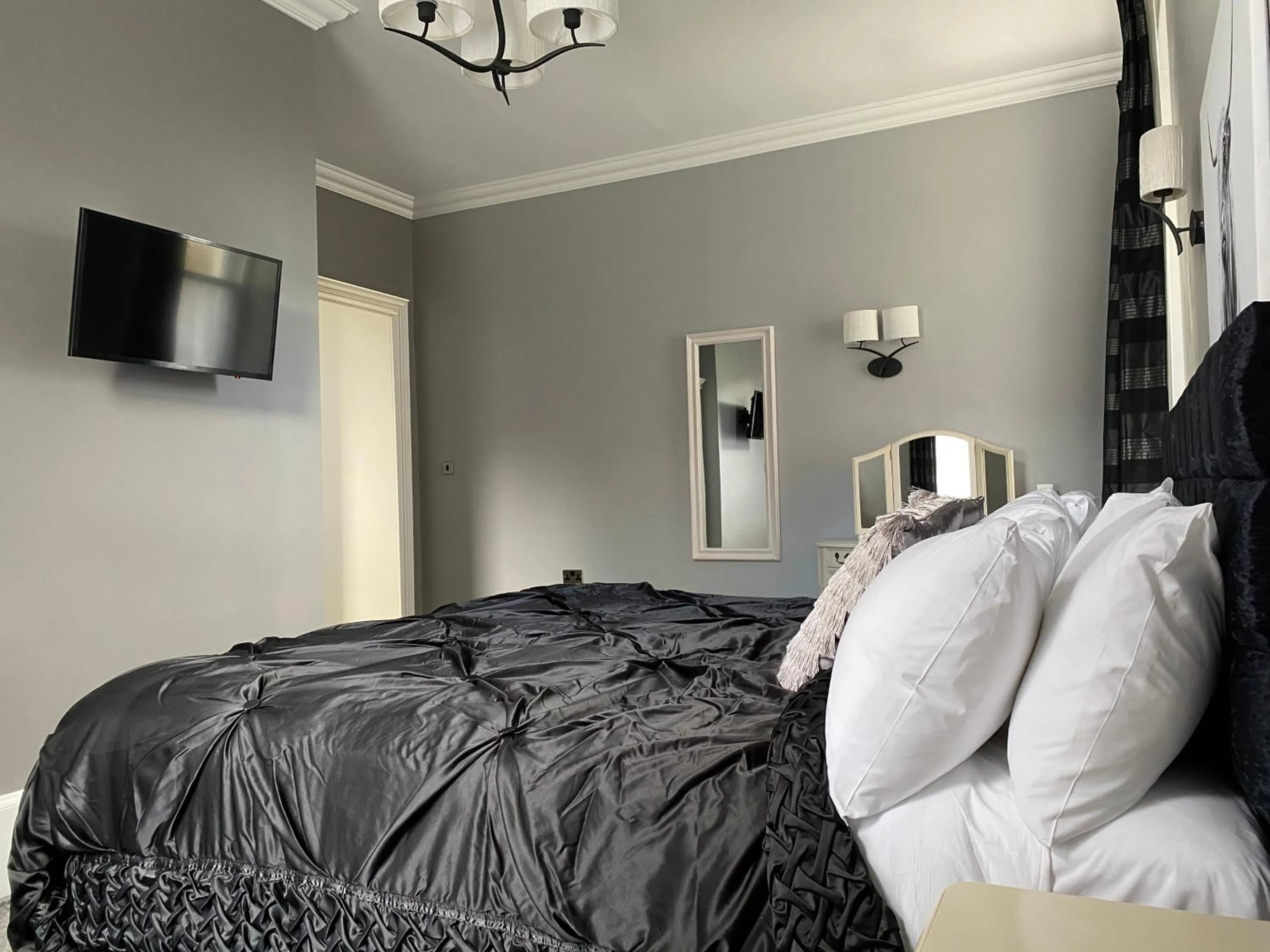 Bed in Ashburn House