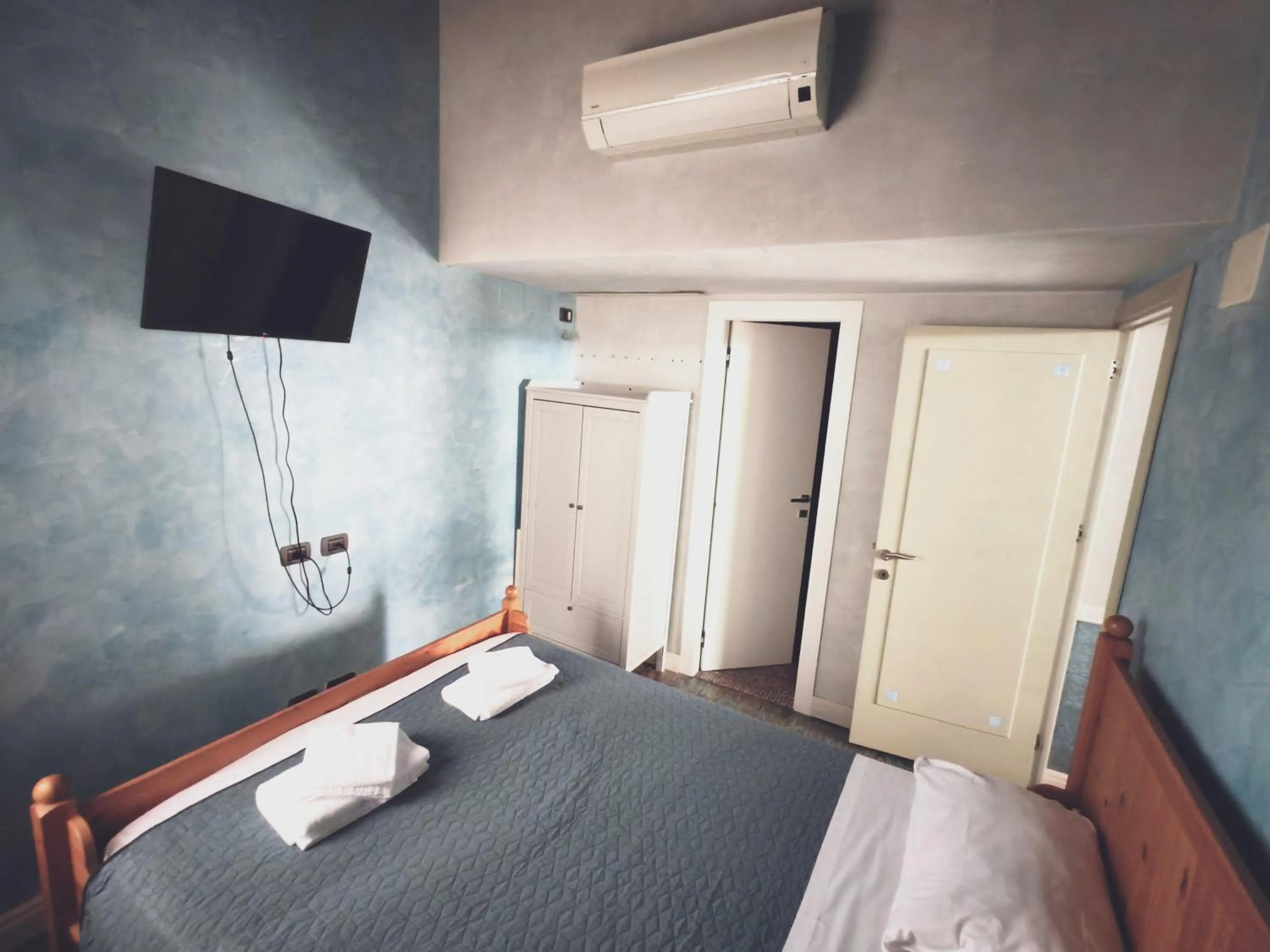 Bed in Venice Dose Suite