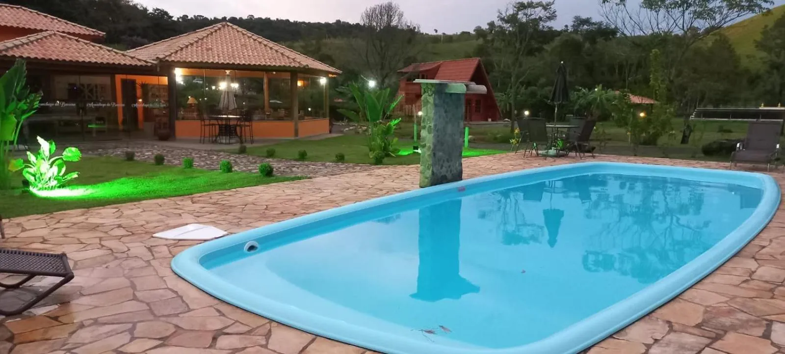 Swimming pool in Aconchego da bocaina