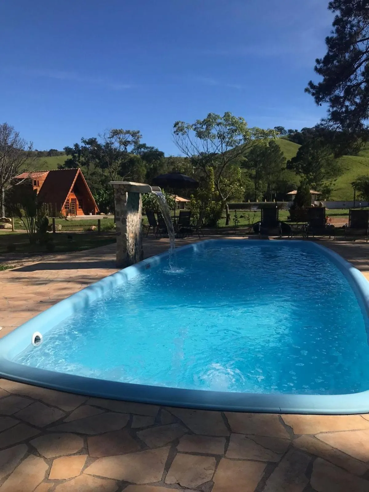 Pool view in Aconchego da bocaina