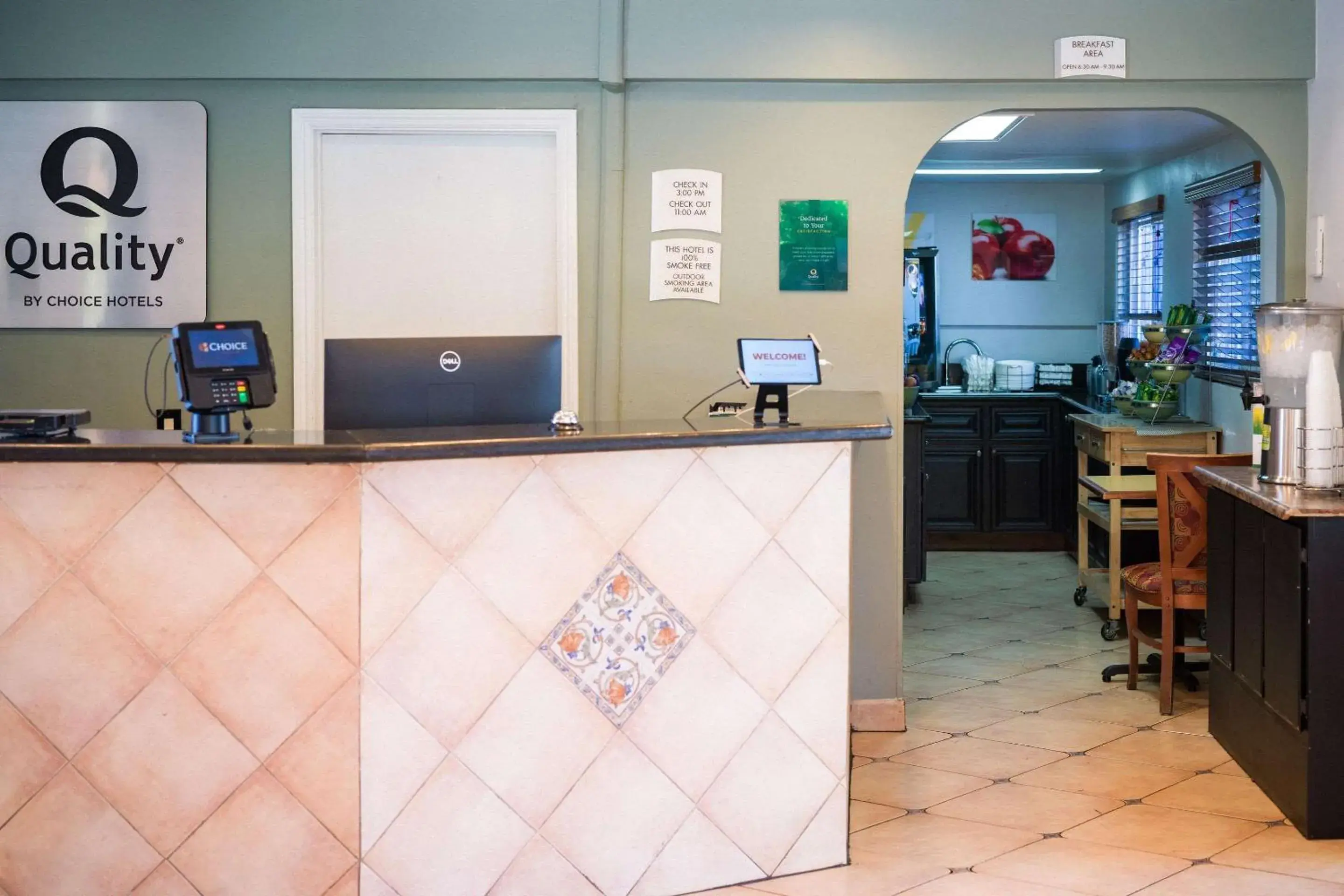 Lobby or reception in Quality Inn Burbank Airport Lobby or reception in Quality Inn Burbank Airport