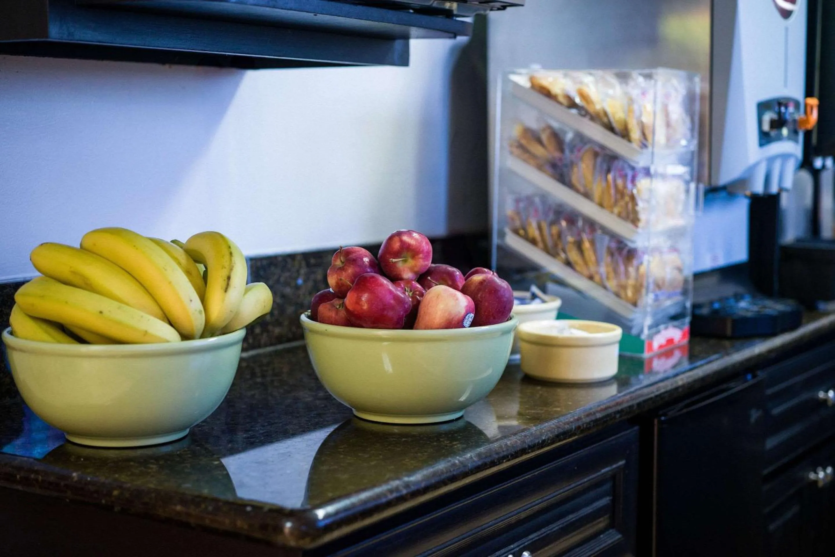 Breakfast in Quality Inn Burbank Airport