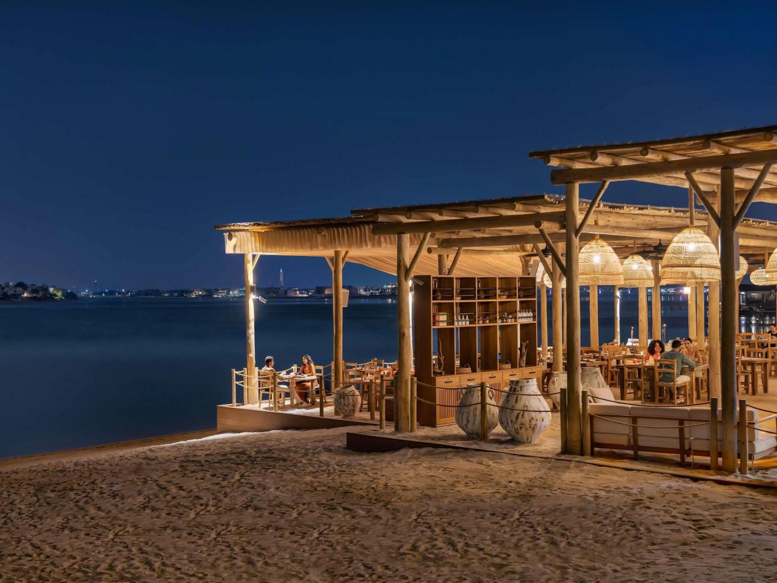 Restaurant/places to eat in Sofitel Dubai The Palm Resort & Spa