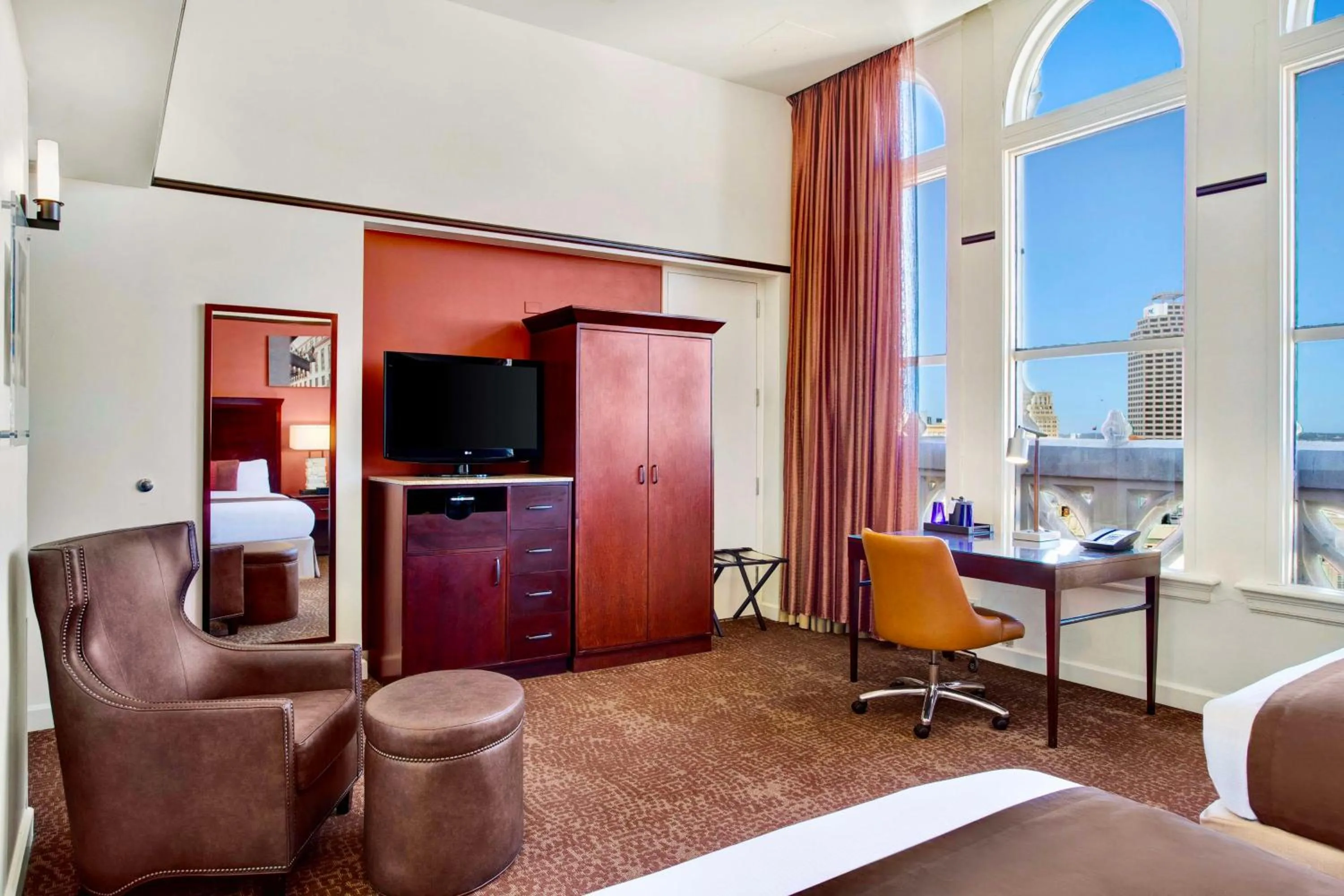 Photo of the whole room in The Emily Morgan Hotel - A DoubleTree by Hilton