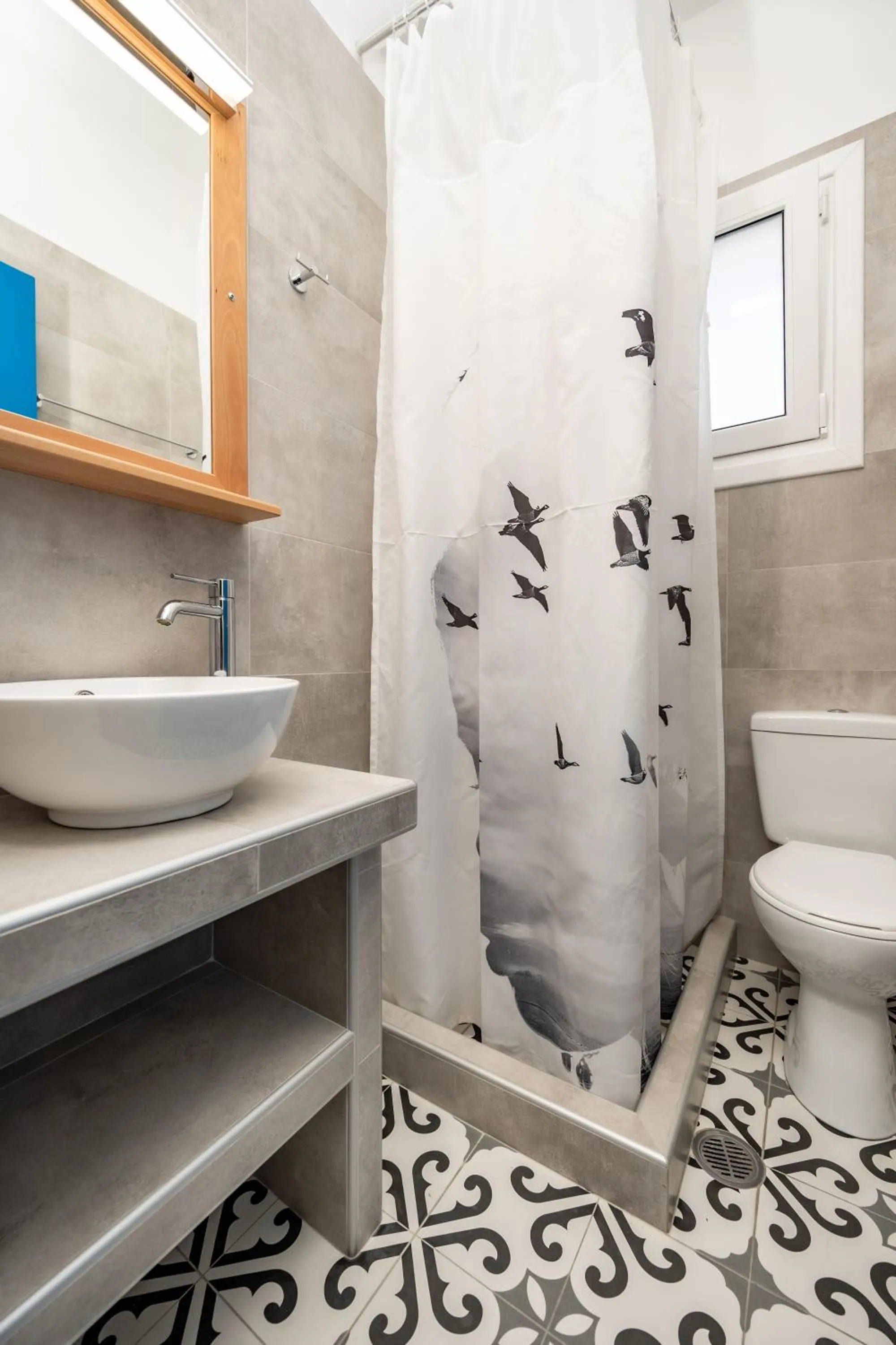 Bathroom in Lefkes Studios