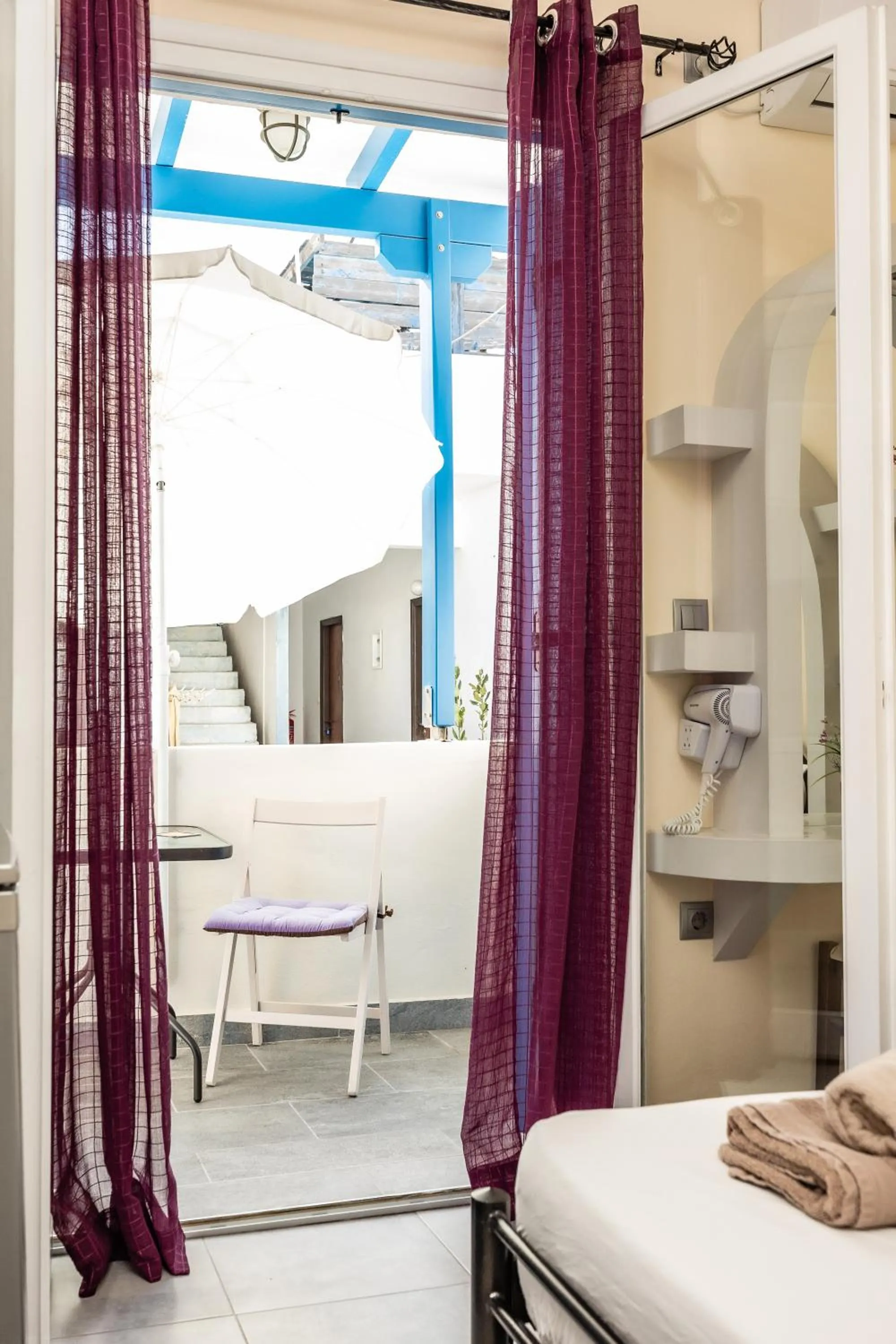 Bed in Lefkes Studios