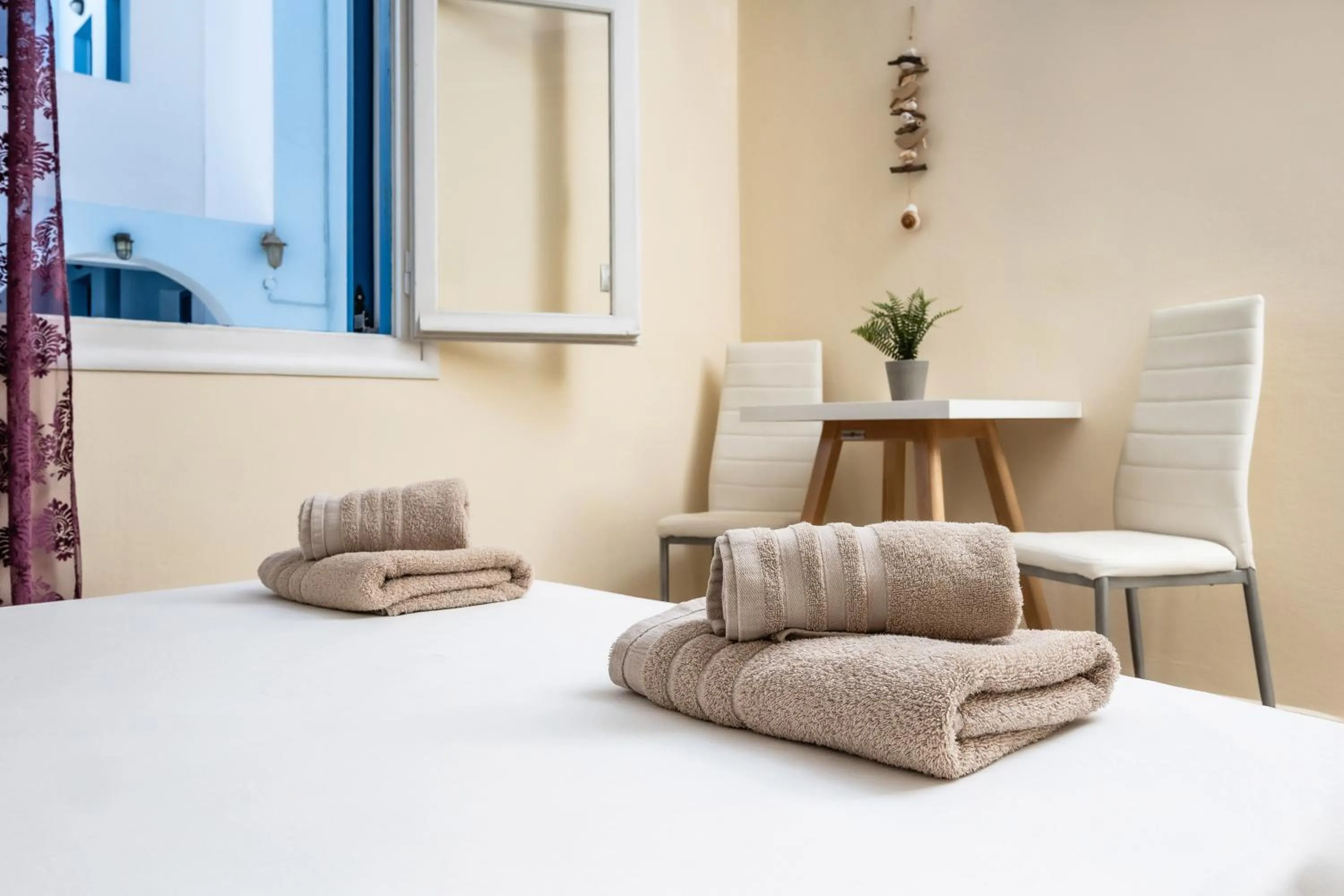 Bed in Lefkes Studios