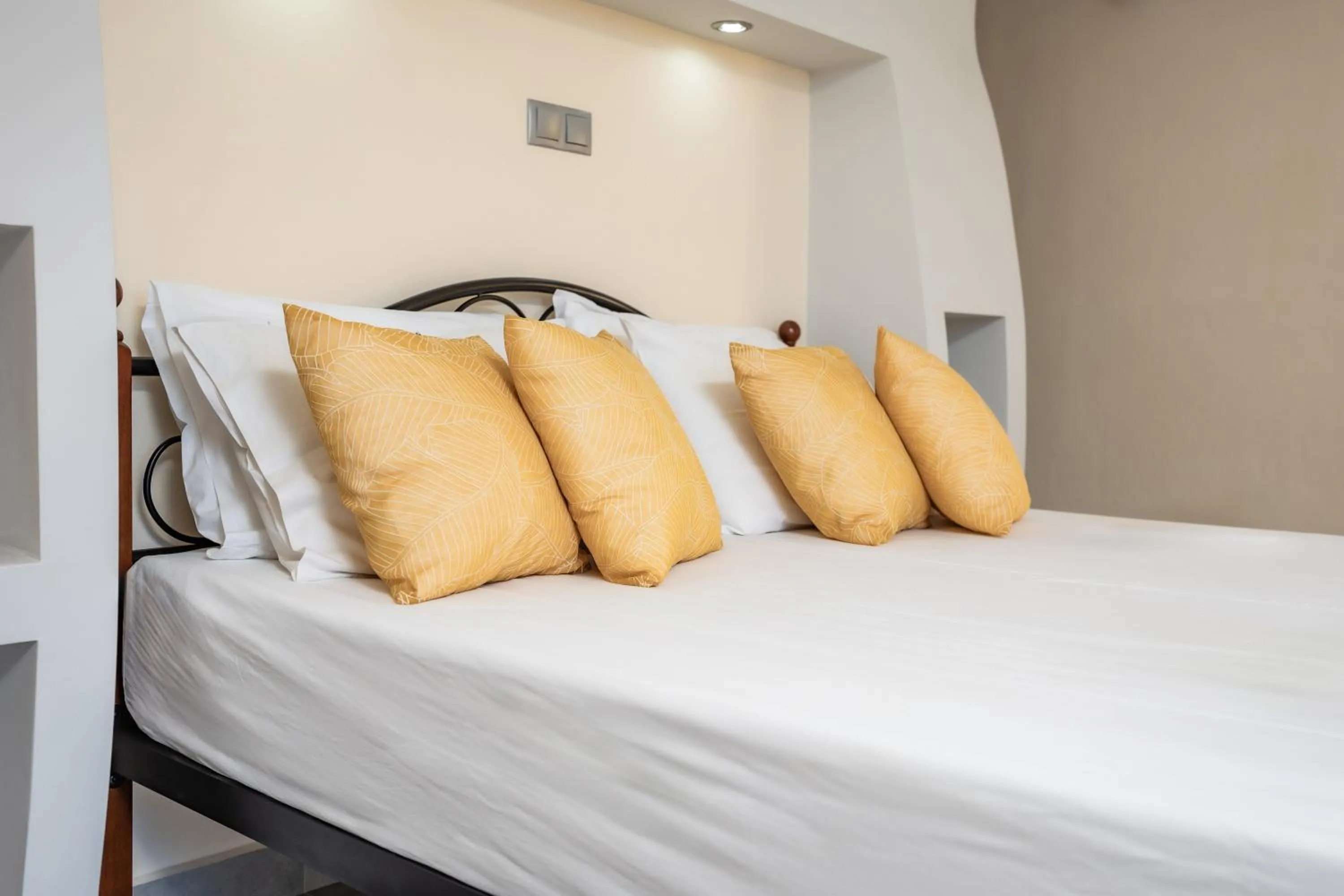 Bed in Lefkes Studios